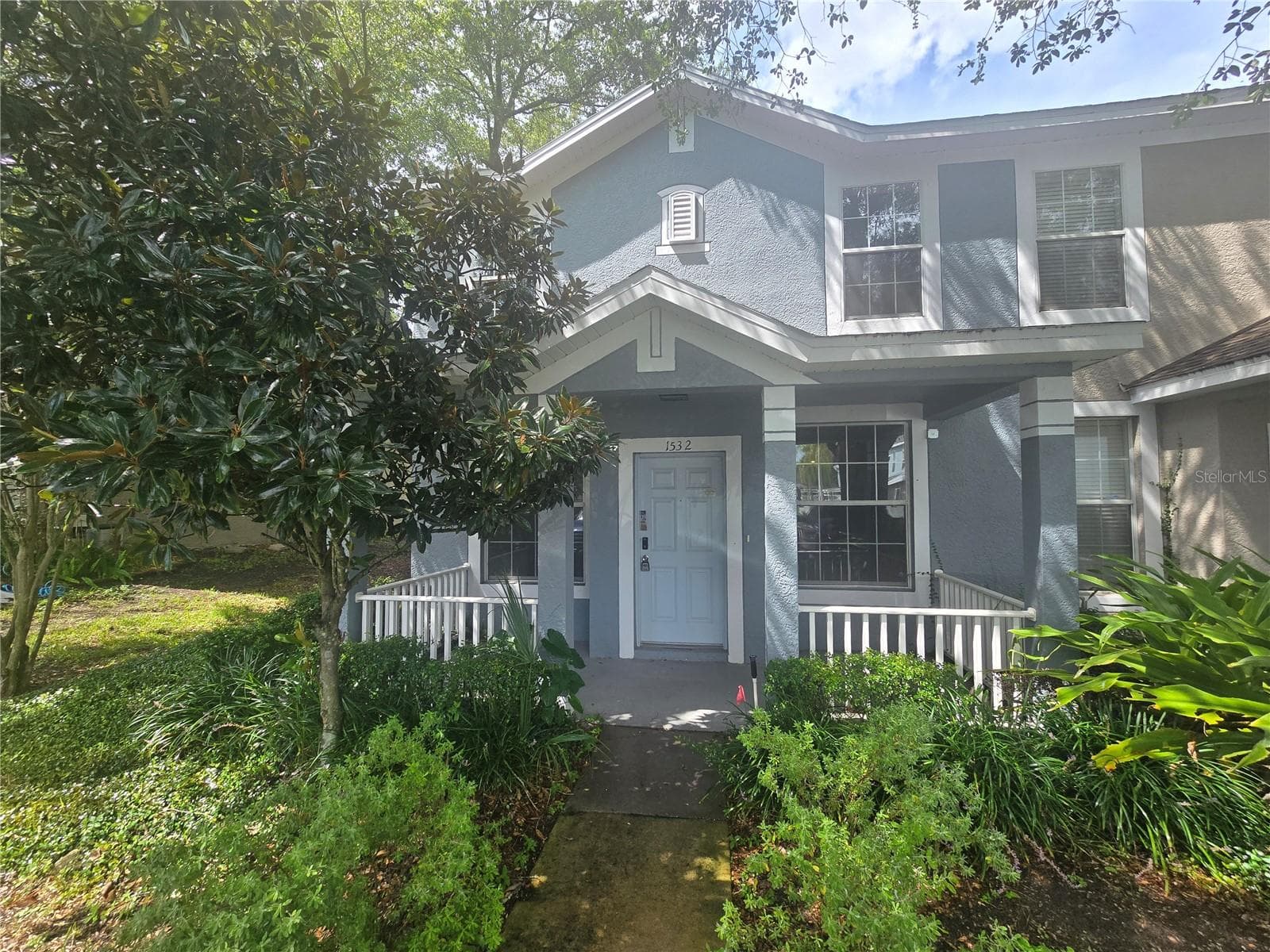 1532 BLUE MAGNOLIA RD