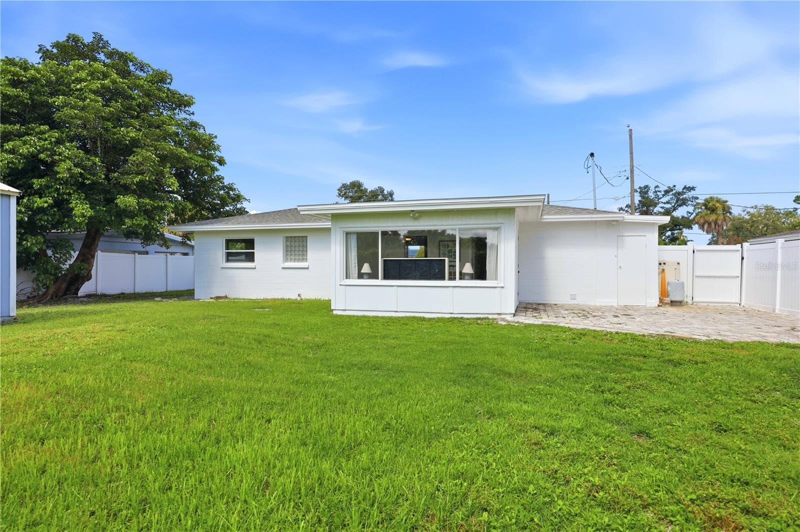 Large back yard - 6103 CARLTON AVE, SARASOTA