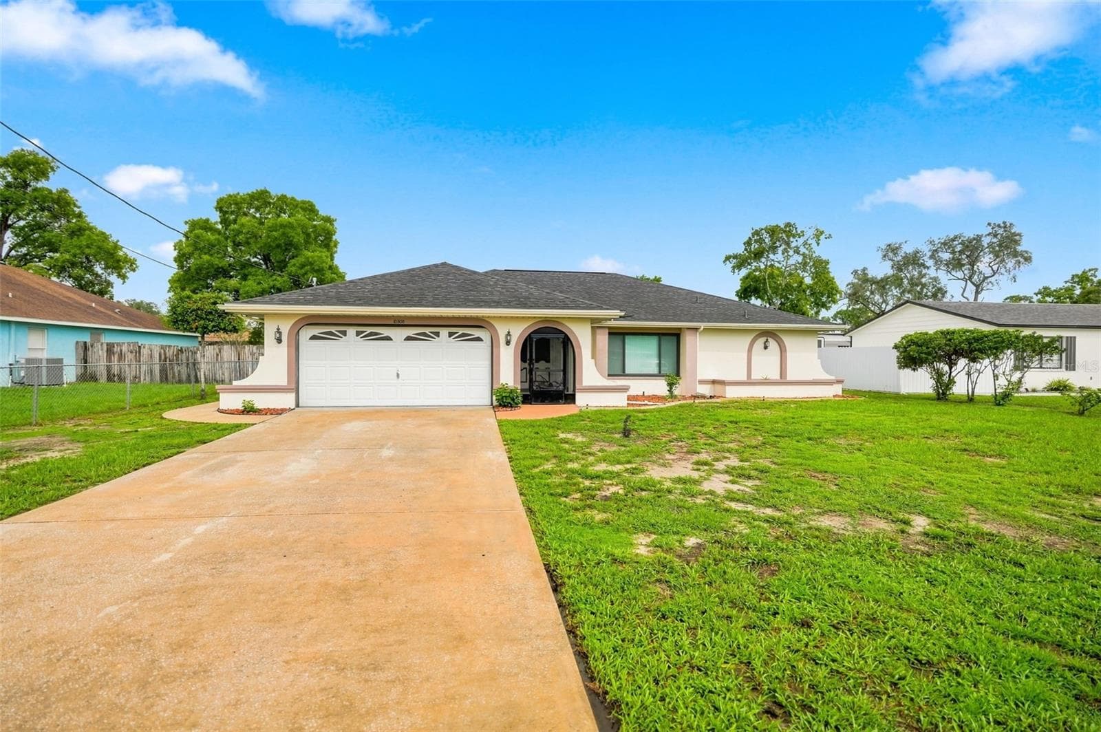 Single Family Residence at 10308 GIFFORD DR, SPRING HILL, photo 3 of 35