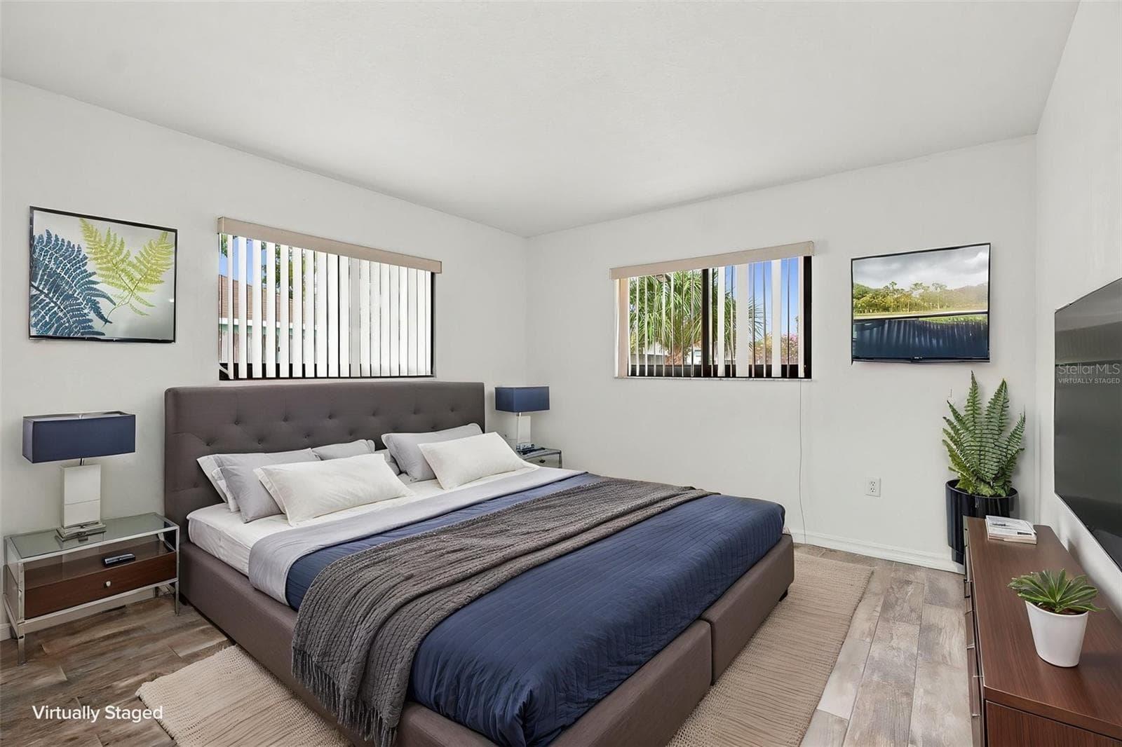 Virtually Staged - 10308 GIFFORD DR, SPRING HILL