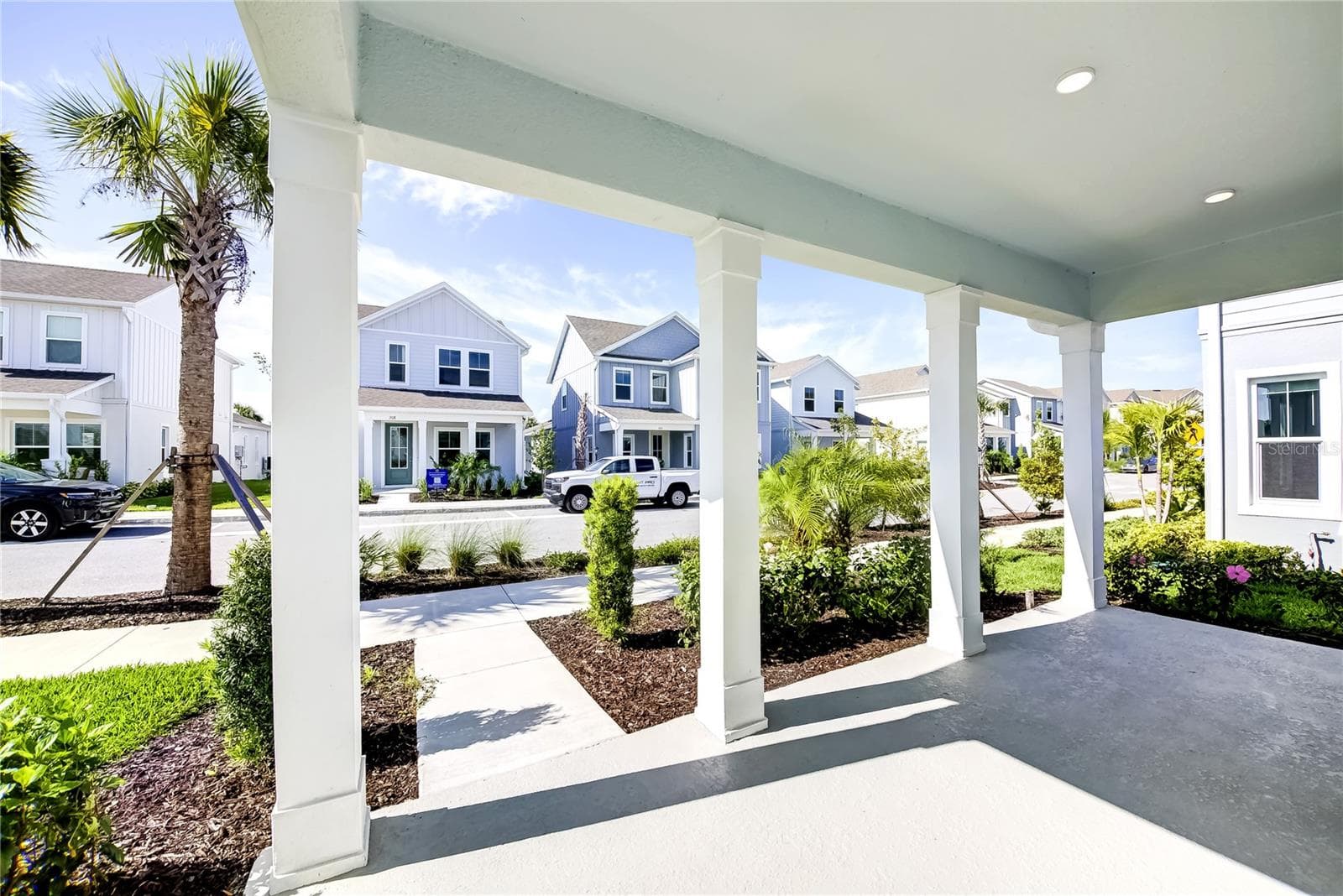 Single Family Residence at 9116 WALCOTT LN, SARASOTA, photo 4 of 49