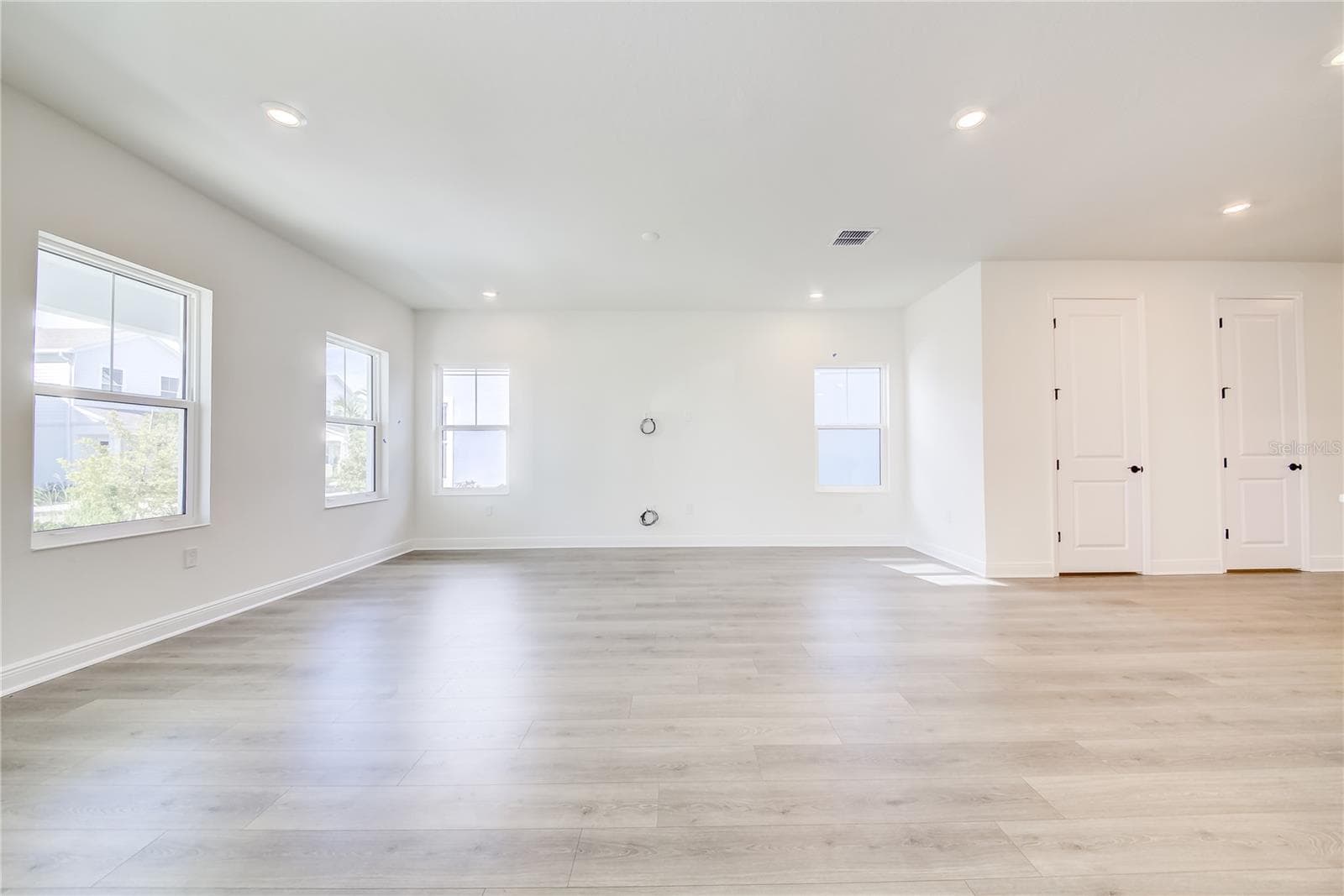 Single Family Residence at 9116 WALCOTT LN, SARASOTA, photo 9 of 49