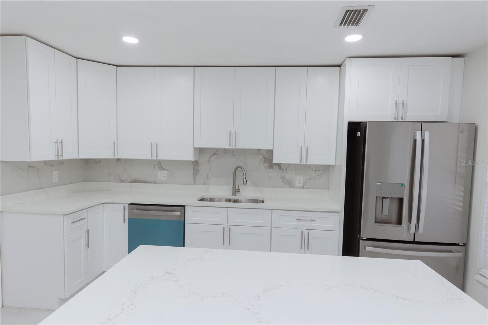 Single Family Residence at 4946 DR MARTIN LUTHER KING JR ST S, ST PETERSBURG, photo 29 of 84