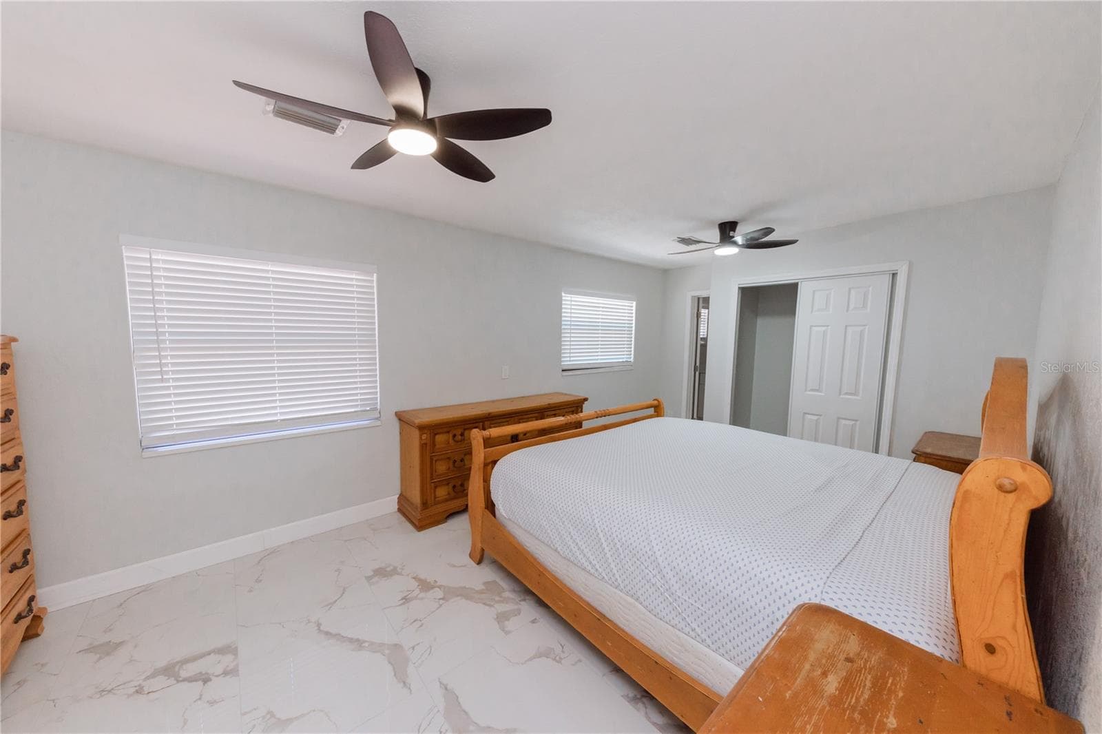 Single Family Residence at 4946 DR MARTIN LUTHER KING JR ST S, ST PETERSBURG, photo 37 of 84