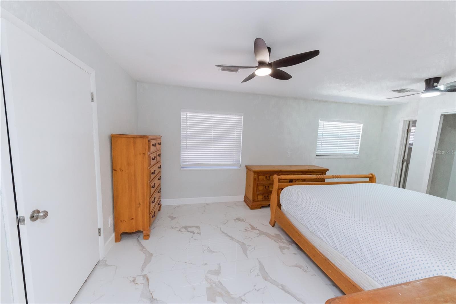 Single Family Residence at 4946 DR MARTIN LUTHER KING JR ST S, ST PETERSBURG, photo 38 of 84