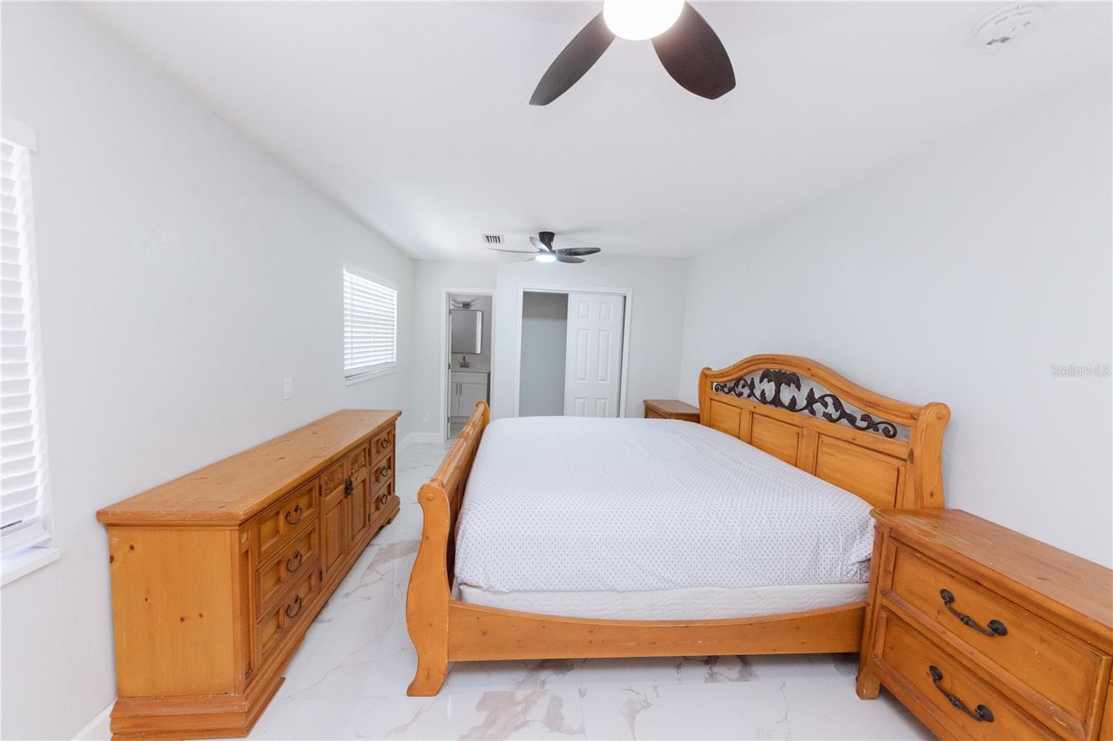 Single Family Residence at 4946 DR MARTIN LUTHER KING JR ST S, ST PETERSBURG, photo 39 of 84