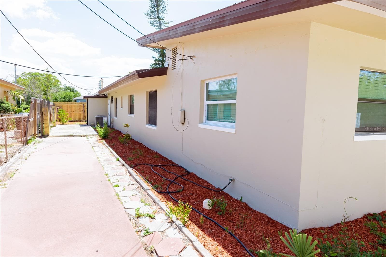 Single Family Residence at 4946 DR MARTIN LUTHER KING JR ST S, ST PETERSBURG, photo 77 of 84