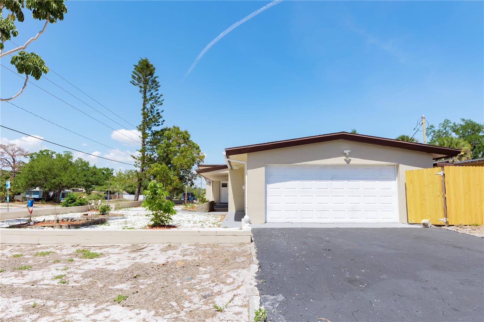 Single Family Residence at 4946 DR MARTIN LUTHER KING JR ST S, ST PETERSBURG, photo 80 of 84