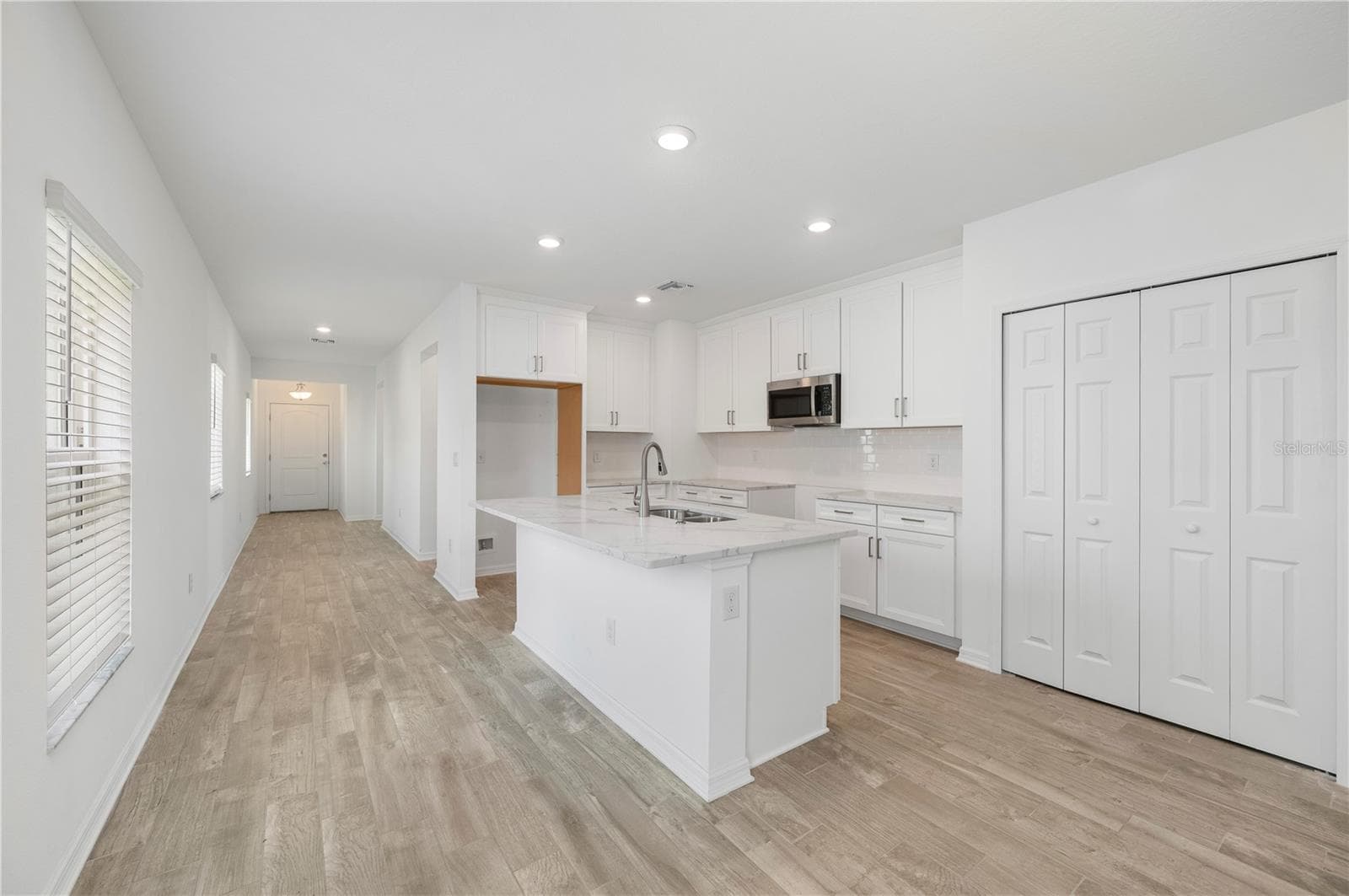 Kitchen area with pantry and eat-at counter - 1968 SUNSET PRESERVE WAY, PORT CHARLOTTE