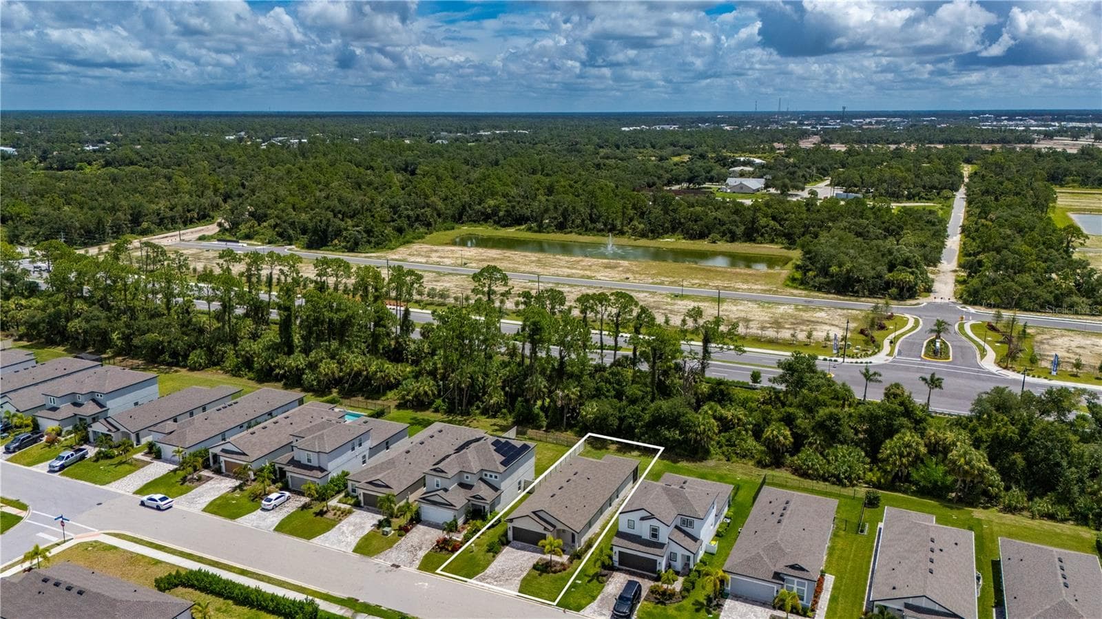 Looking northeast. - 1968 SUNSET PRESERVE WAY, PORT CHARLOTTE