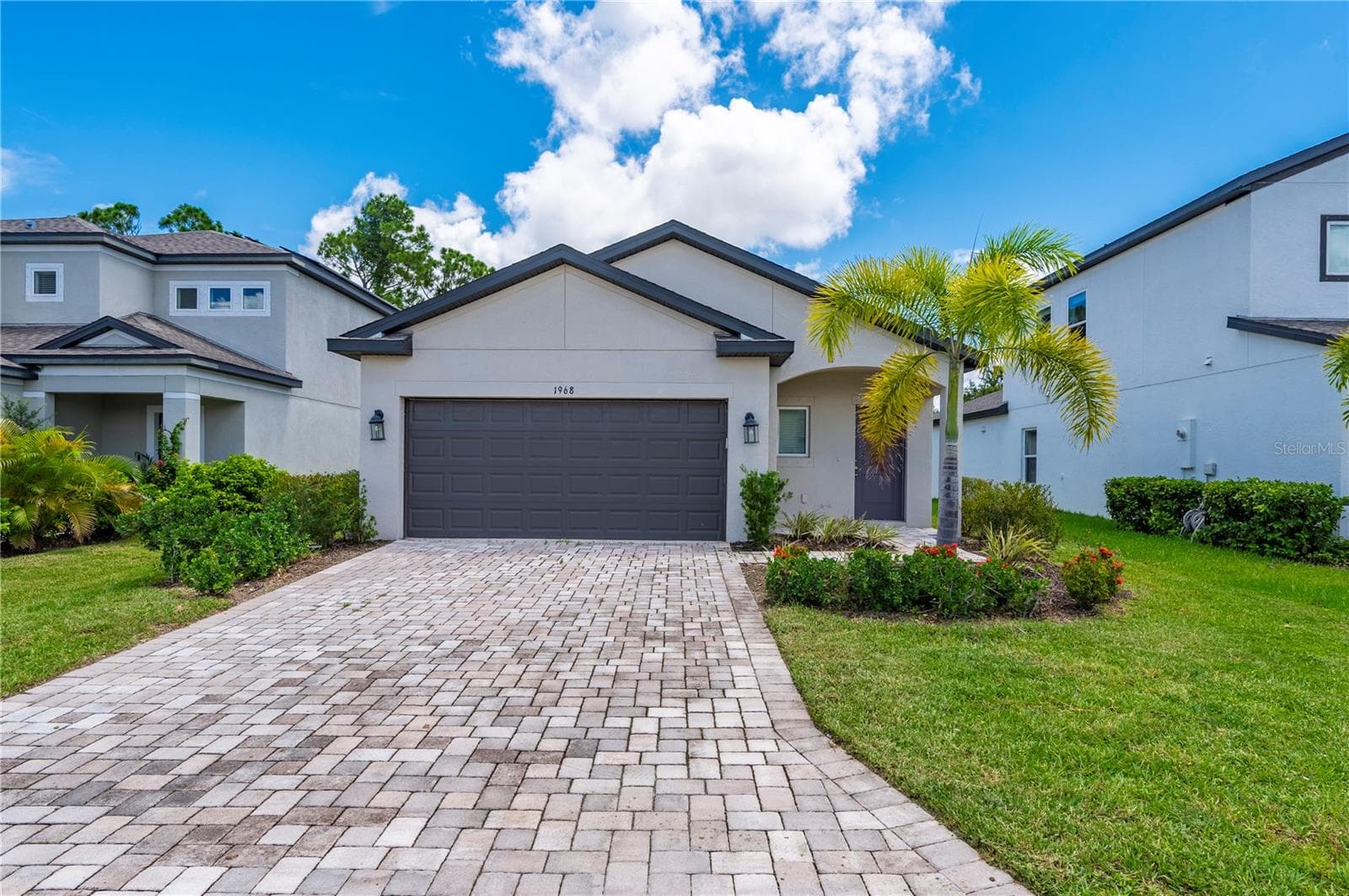This home is ready for new owners. - 1968 SUNSET PRESERVE WAY, PORT CHARLOTTE