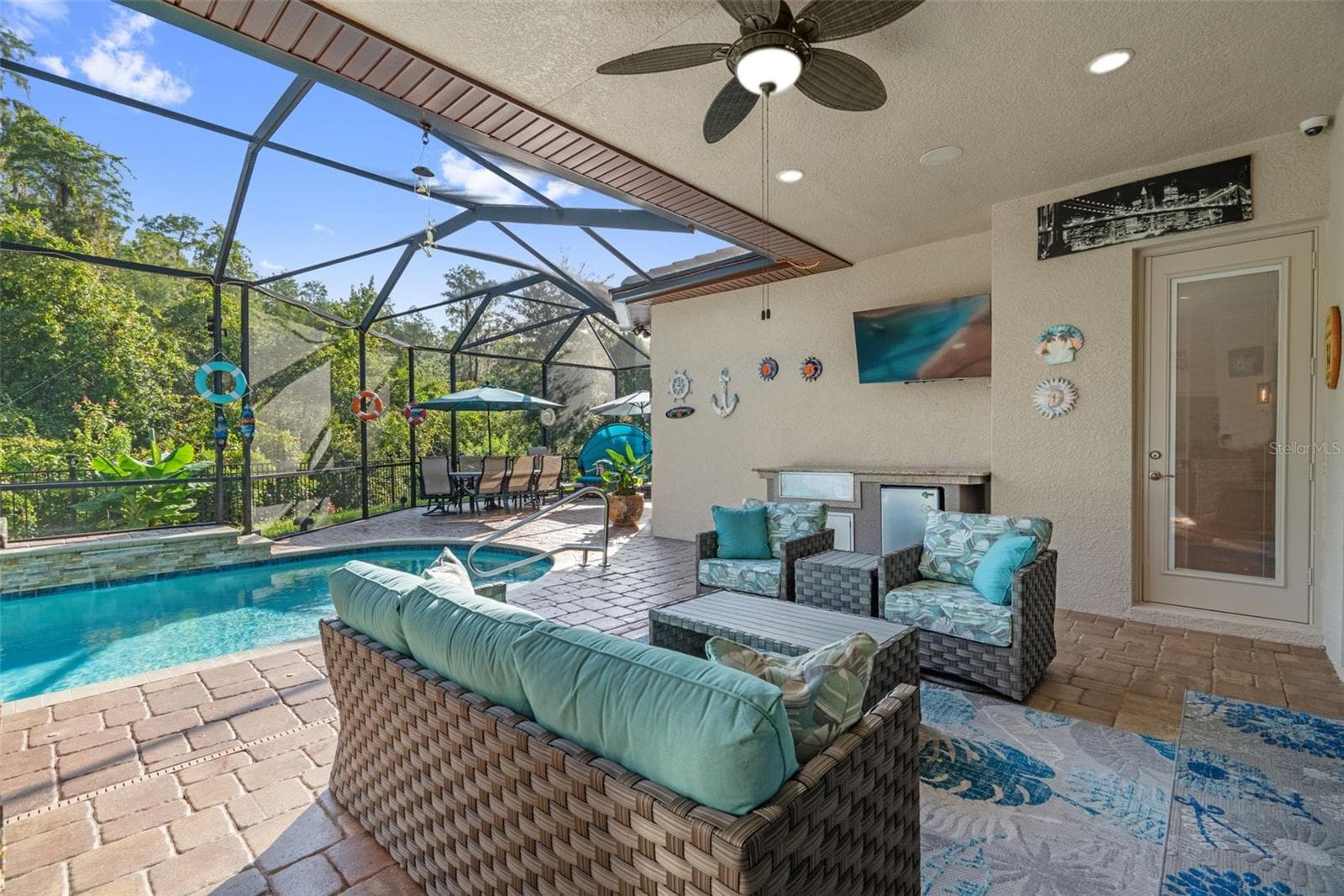 Screened backyard| Ceiling Fan - 30581 IVY FORGE CT, WESLEY CHAPEL