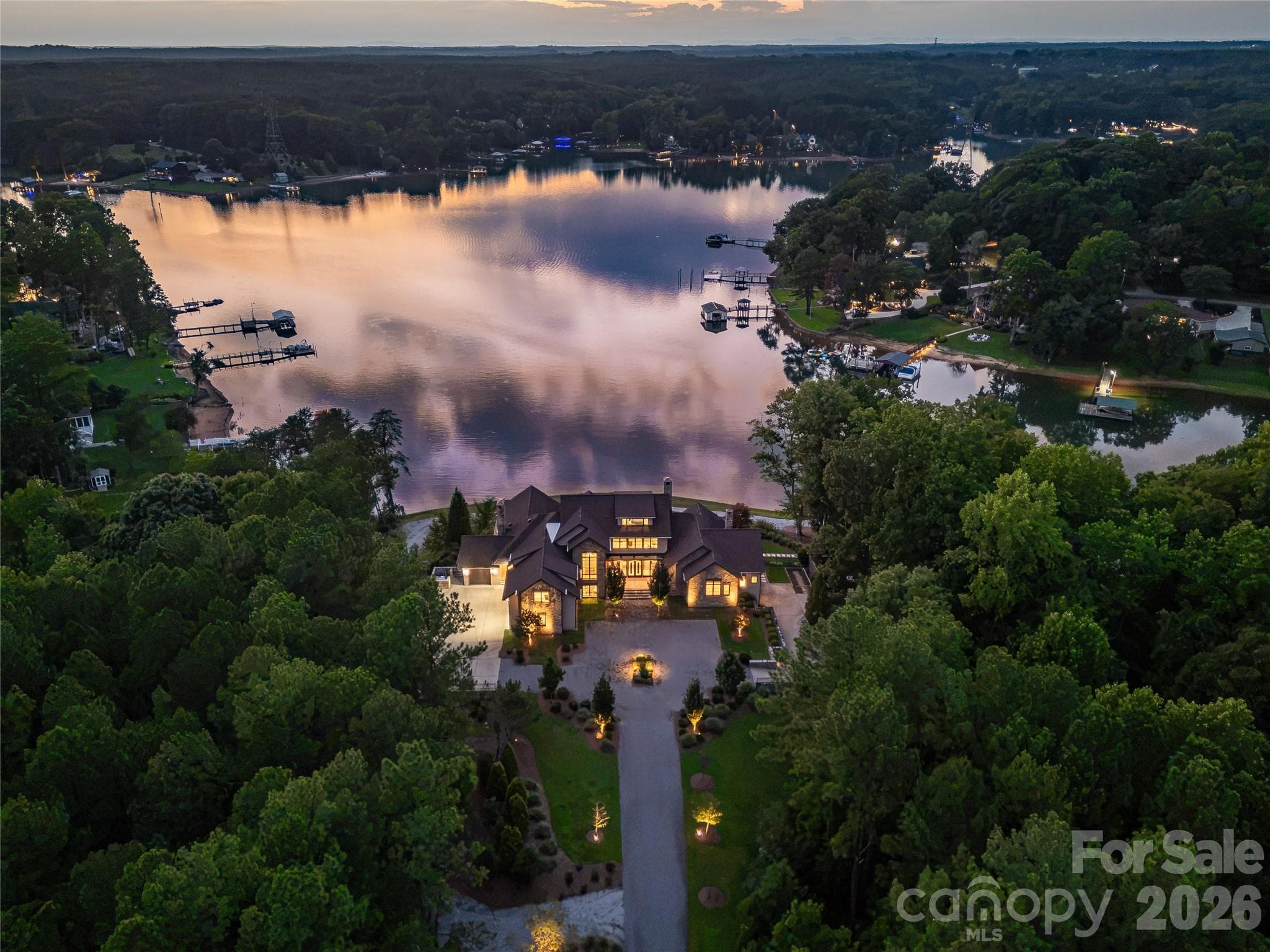 Single Family Residence at 125 Quiet Waters Drive, Mooresville, photo 3 of 48