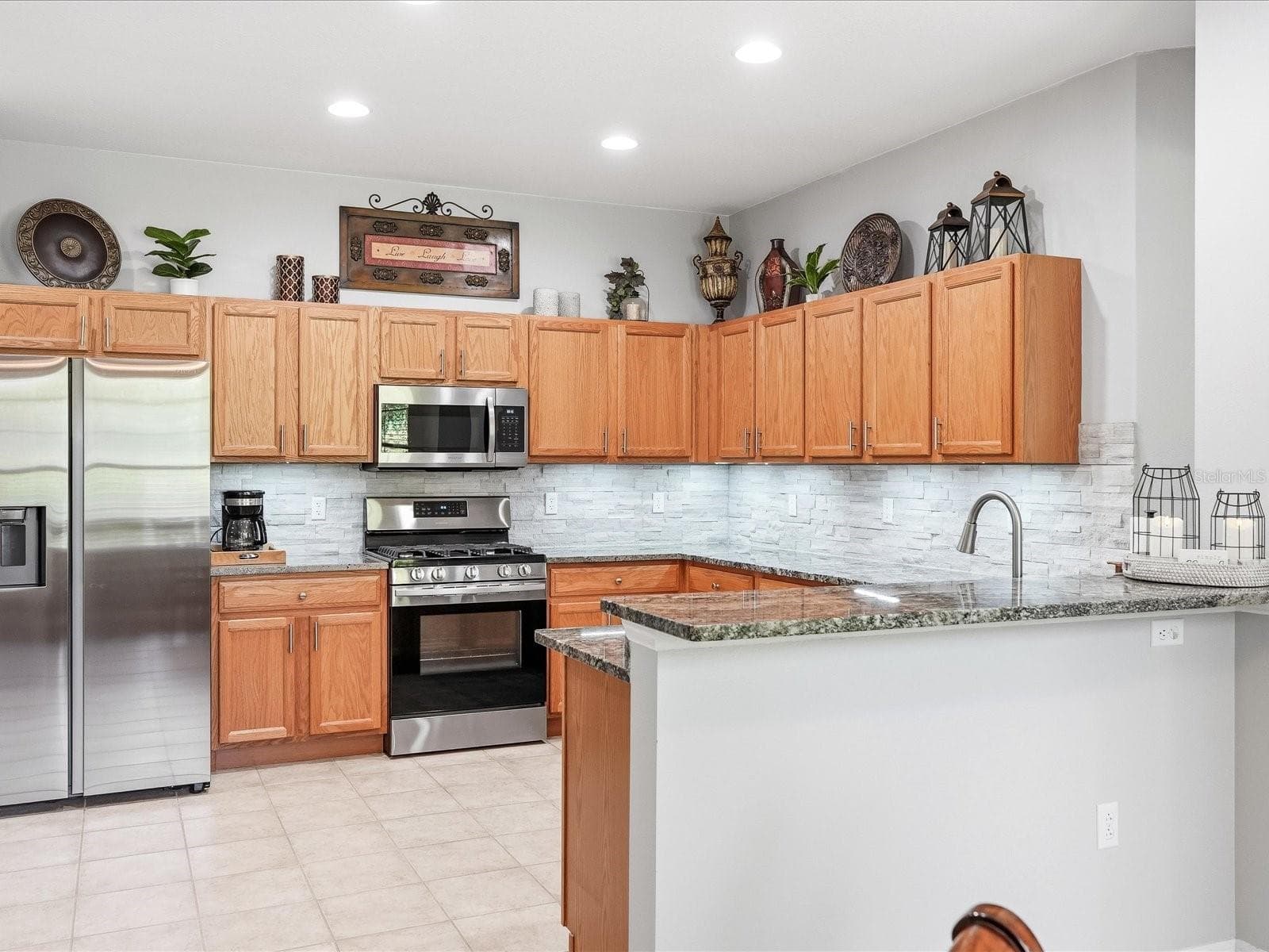 Kitchen - 4693 WHISPERING OAKS DR, NORTH PORT