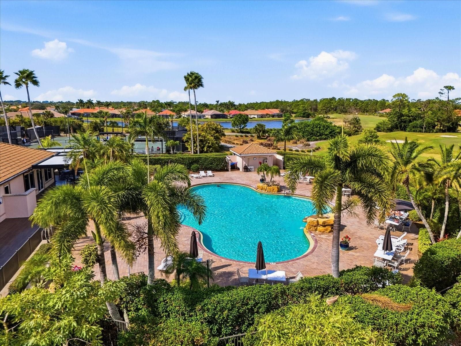 Heron Creek community pool - 4693 WHISPERING OAKS DR, NORTH PORT