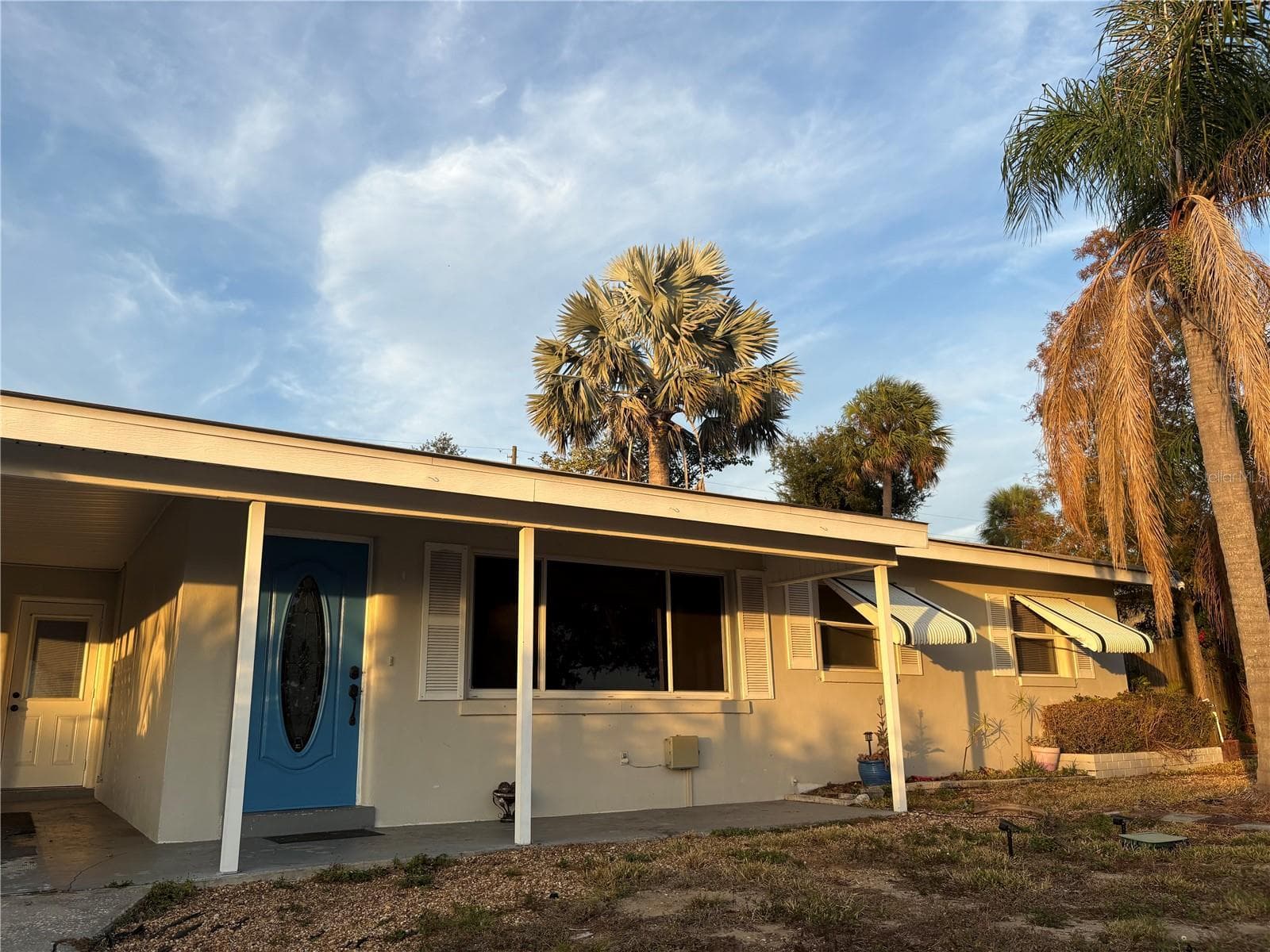 719 HILLSIDE AVE
