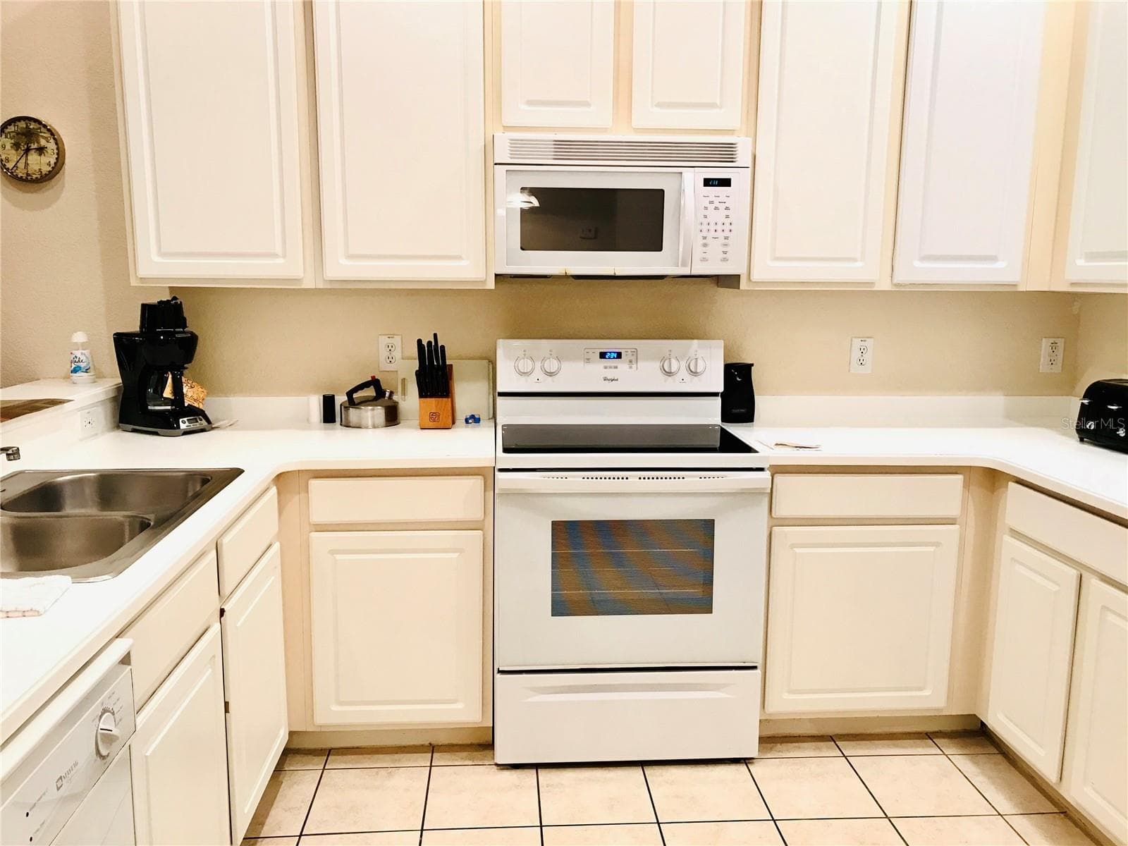 Condominium at 603 NEW PROVIDENCE #603, DAVENPORT, photo 8 of 23