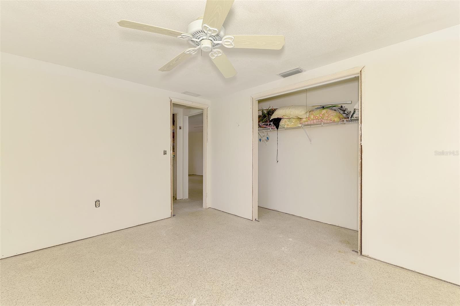 Single Family Residence at 780 S OXFORD DR, ENGLEWOOD, photo 43 of 66