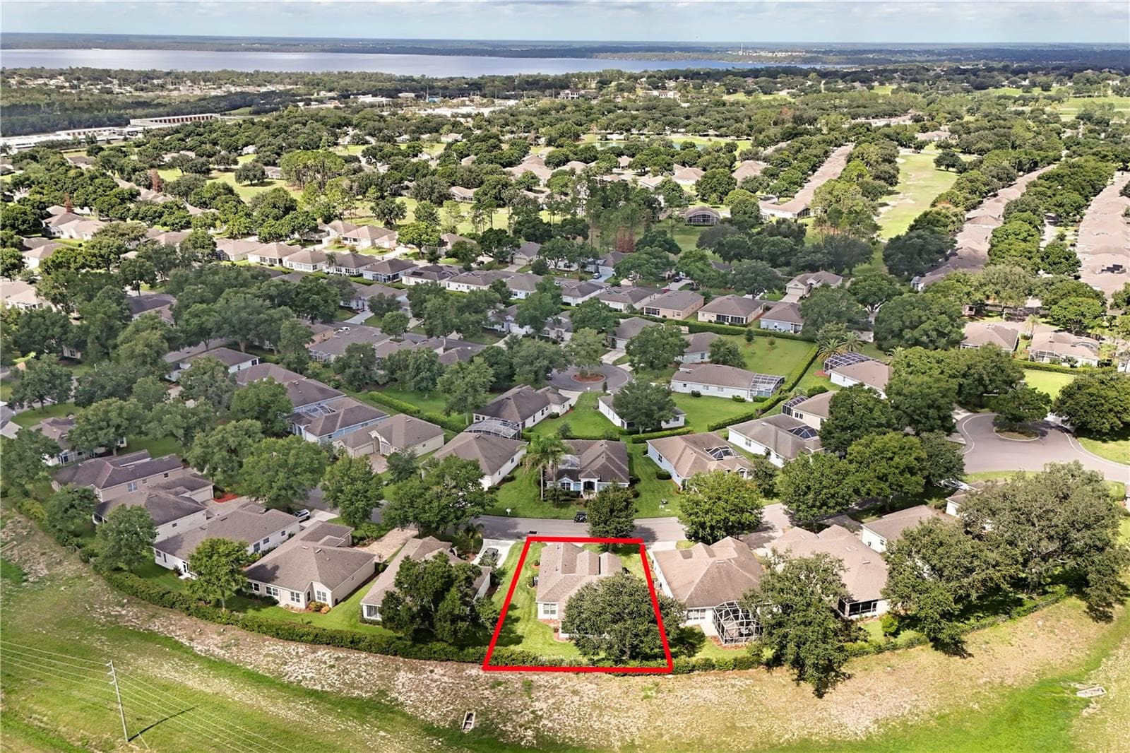 Single Family Residence at 4075 KINGSLEY ST, CLERMONT, photo 2 of 37