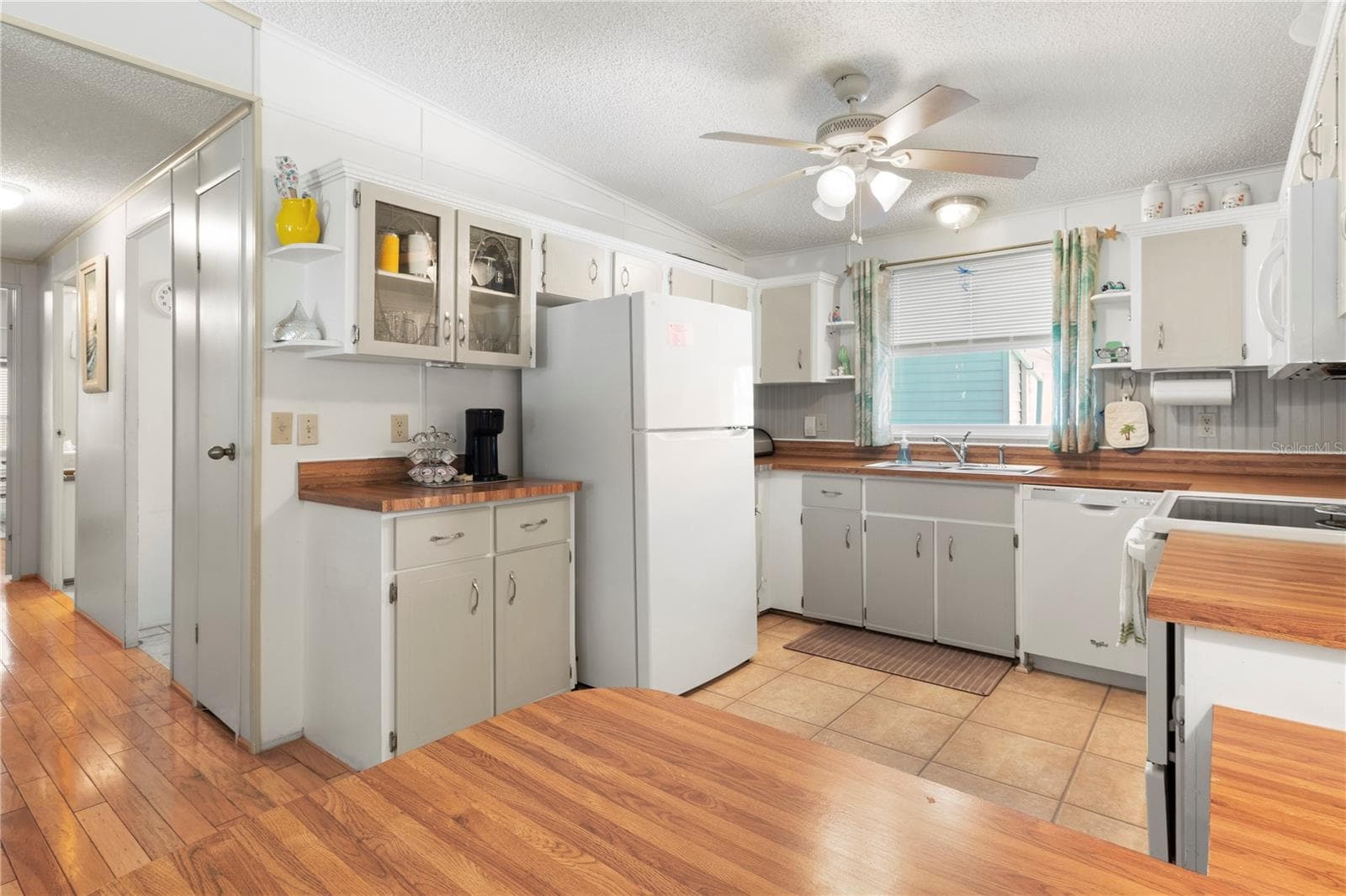 Manufactured Home at 78 EAGLE CIR, ELLENTON, photo 29 of 60