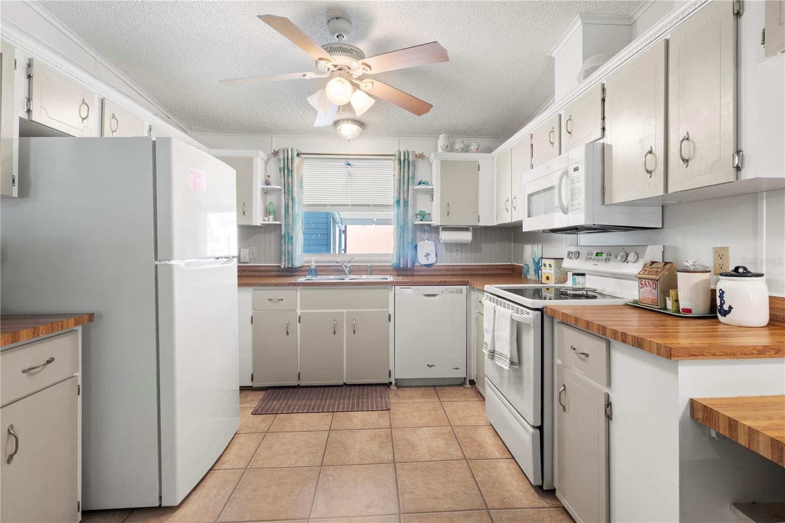 Manufactured Home at 78 EAGLE CIR, ELLENTON, photo 30 of 60
