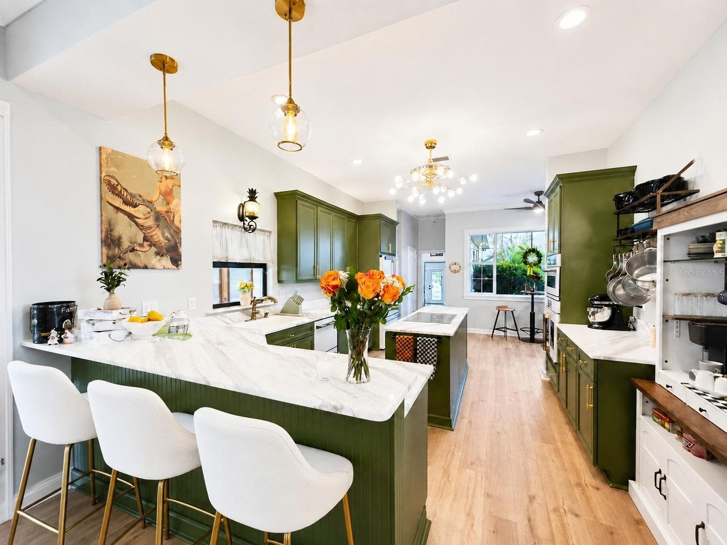 Beautiful updated kitchen - 915 N CROOKED LAKE DR, BABSON PARK