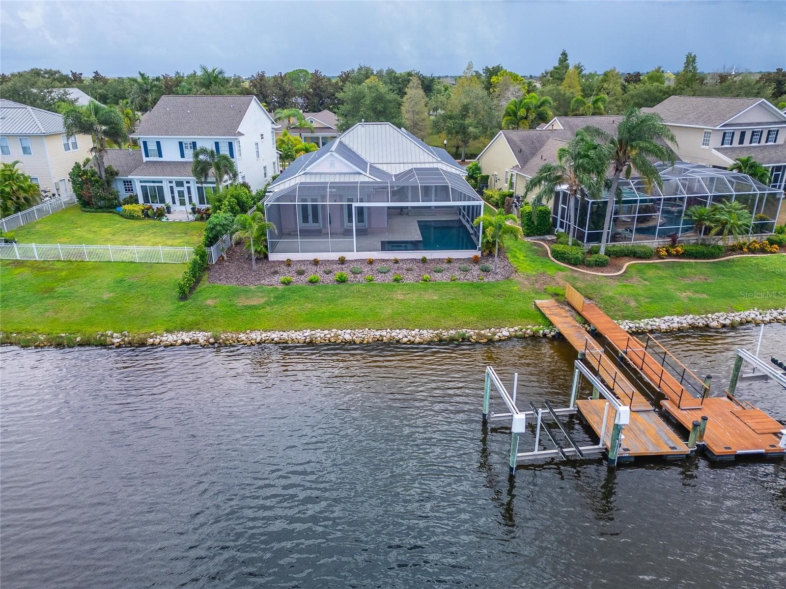 Single Family Residence at 429 MANNS HARBOR DR, APOLLO BEACH, photo 5 of 100