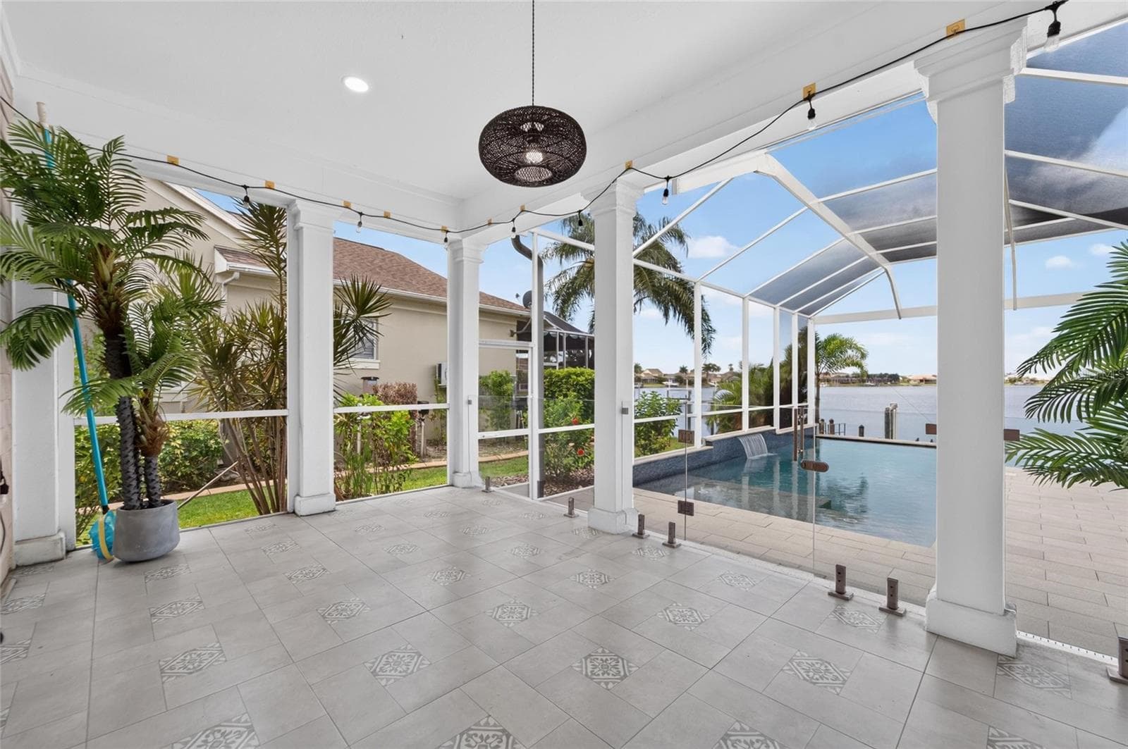 Single Family Residence at 429 MANNS HARBOR DR, APOLLO BEACH, photo 63 of 100