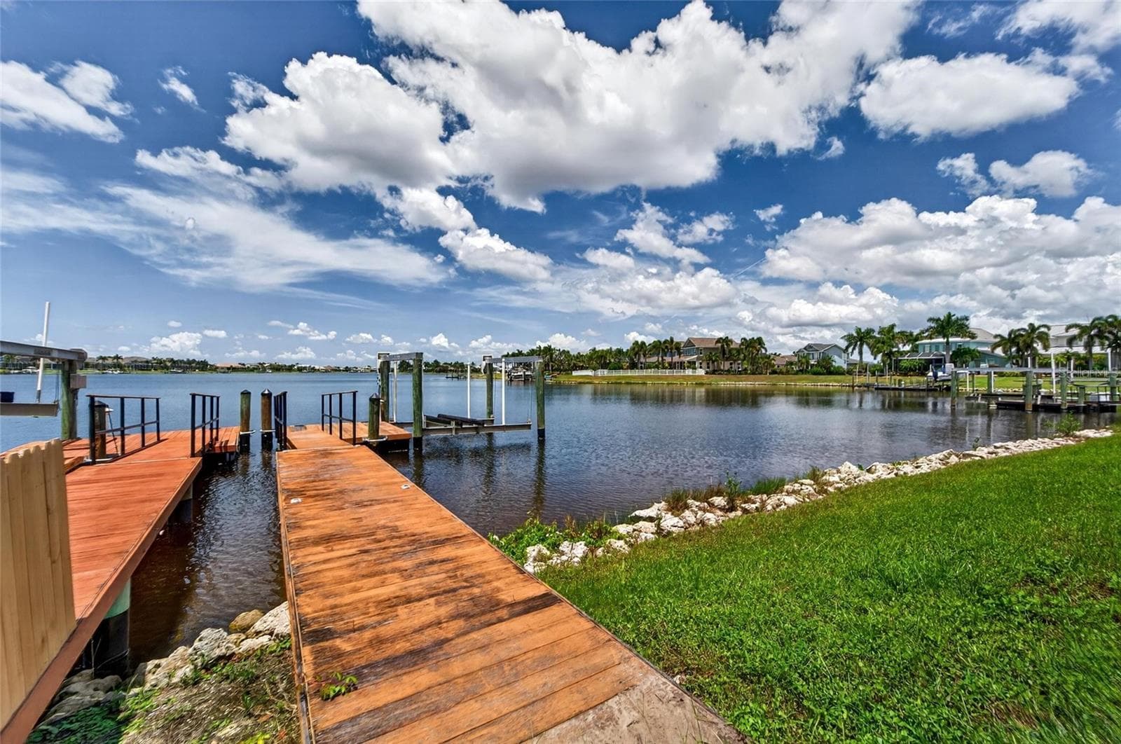 Single Family Residence at 429 MANNS HARBOR DR, APOLLO BEACH, photo 79 of 100