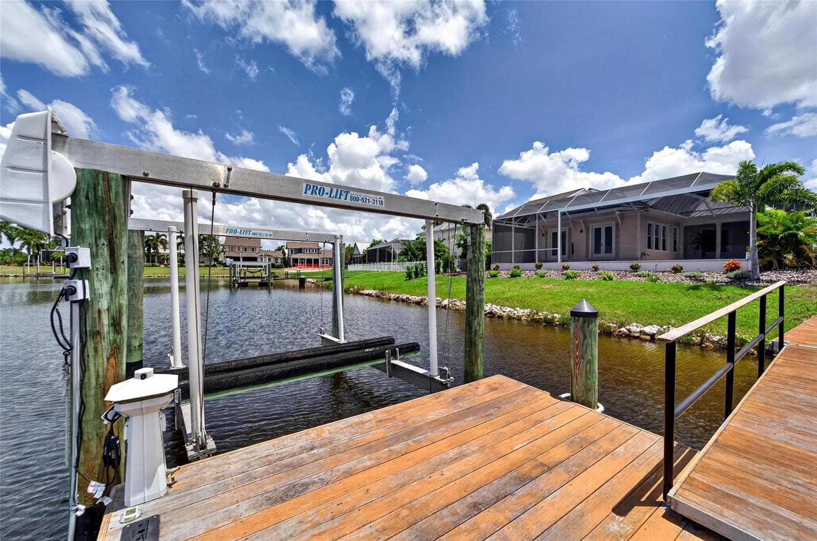 Single Family Residence at 429 MANNS HARBOR DR, APOLLO BEACH, photo 80 of 100