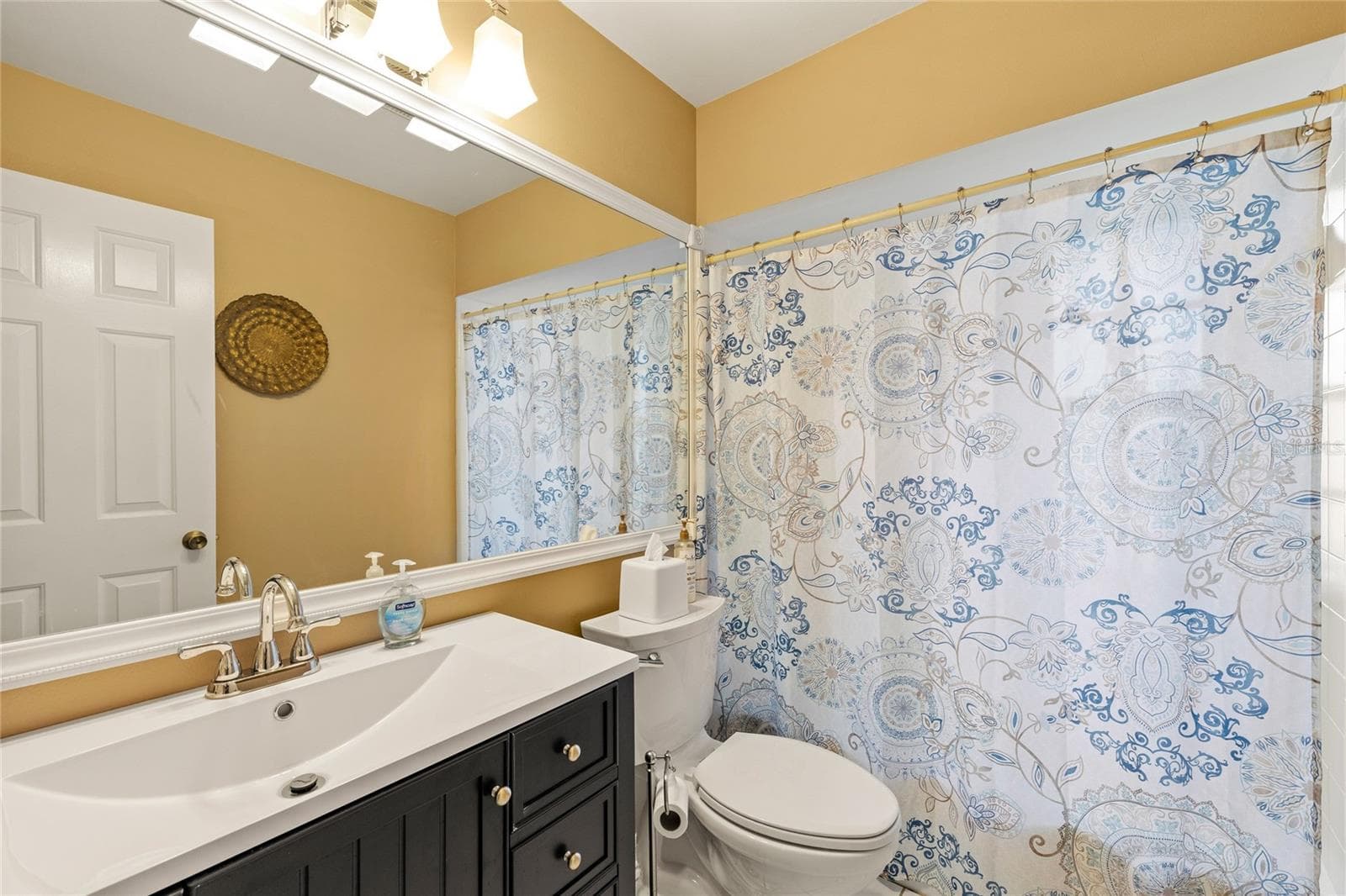 Single Family Residence at 109 CARDINAL LN, EUSTIS, photo 18 of 27