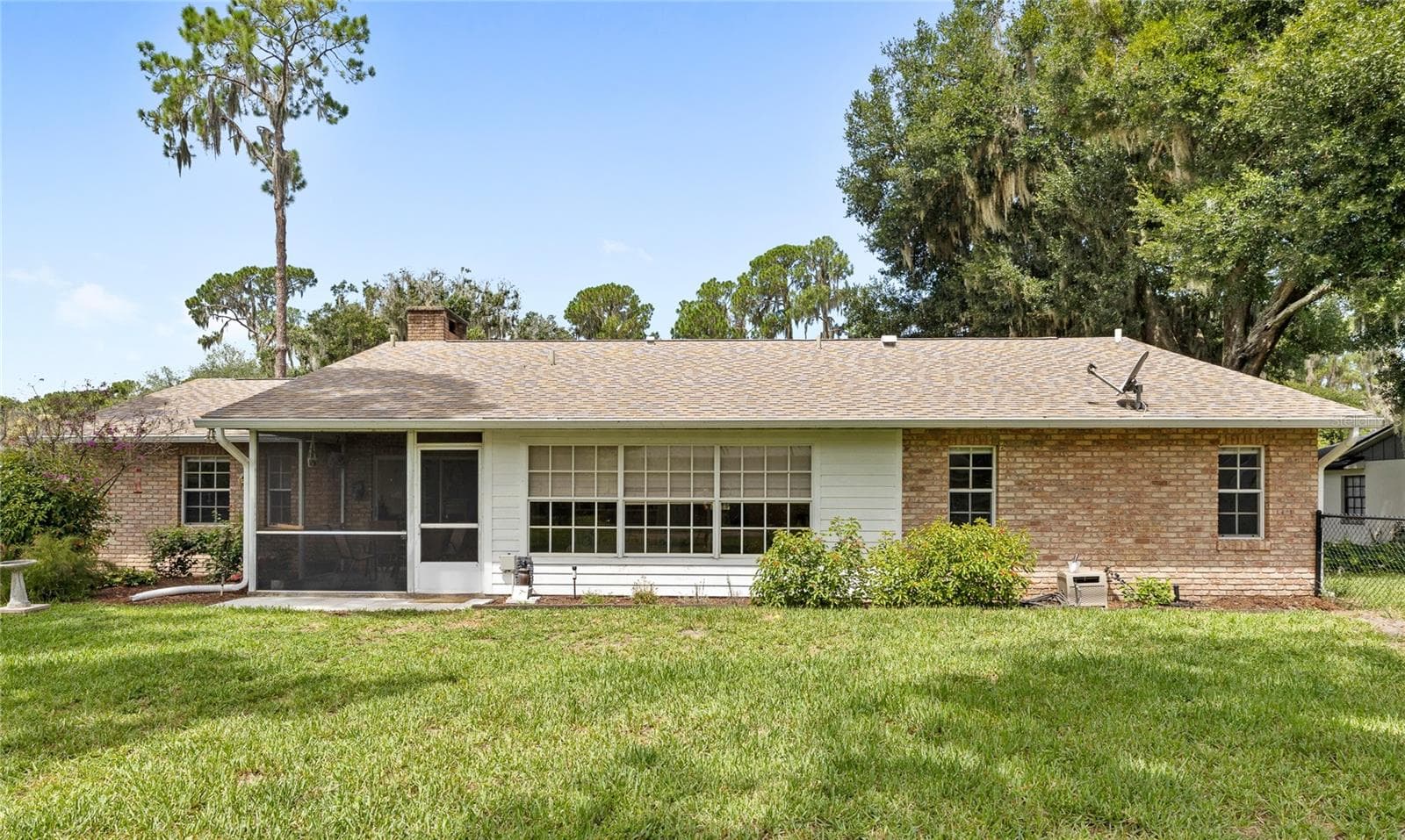 Single Family Residence at 109 CARDINAL LN, EUSTIS, photo 21 of 27