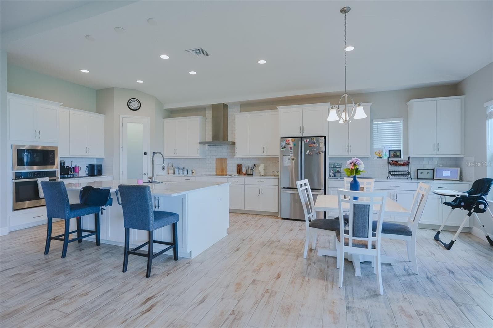 Kitchen & Breakfast area - 12648 BERGSTROM BAY DR, RIVERVIEW