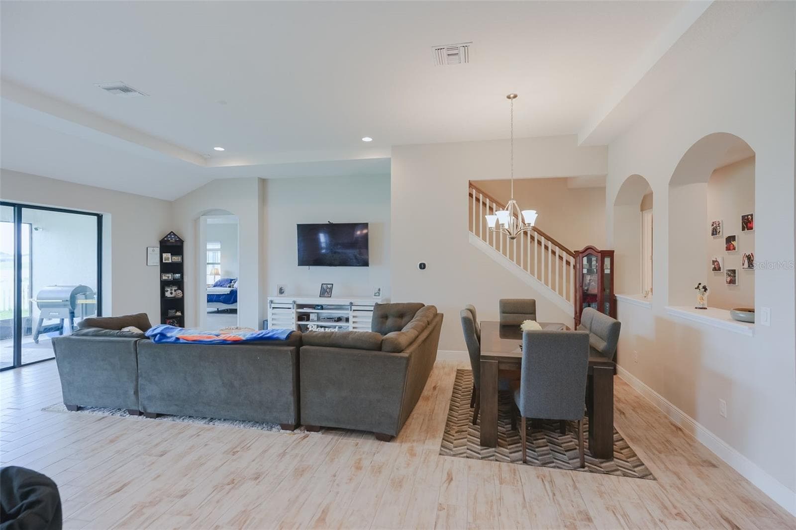 Great Room & Dining - 12648 BERGSTROM BAY DR, RIVERVIEW