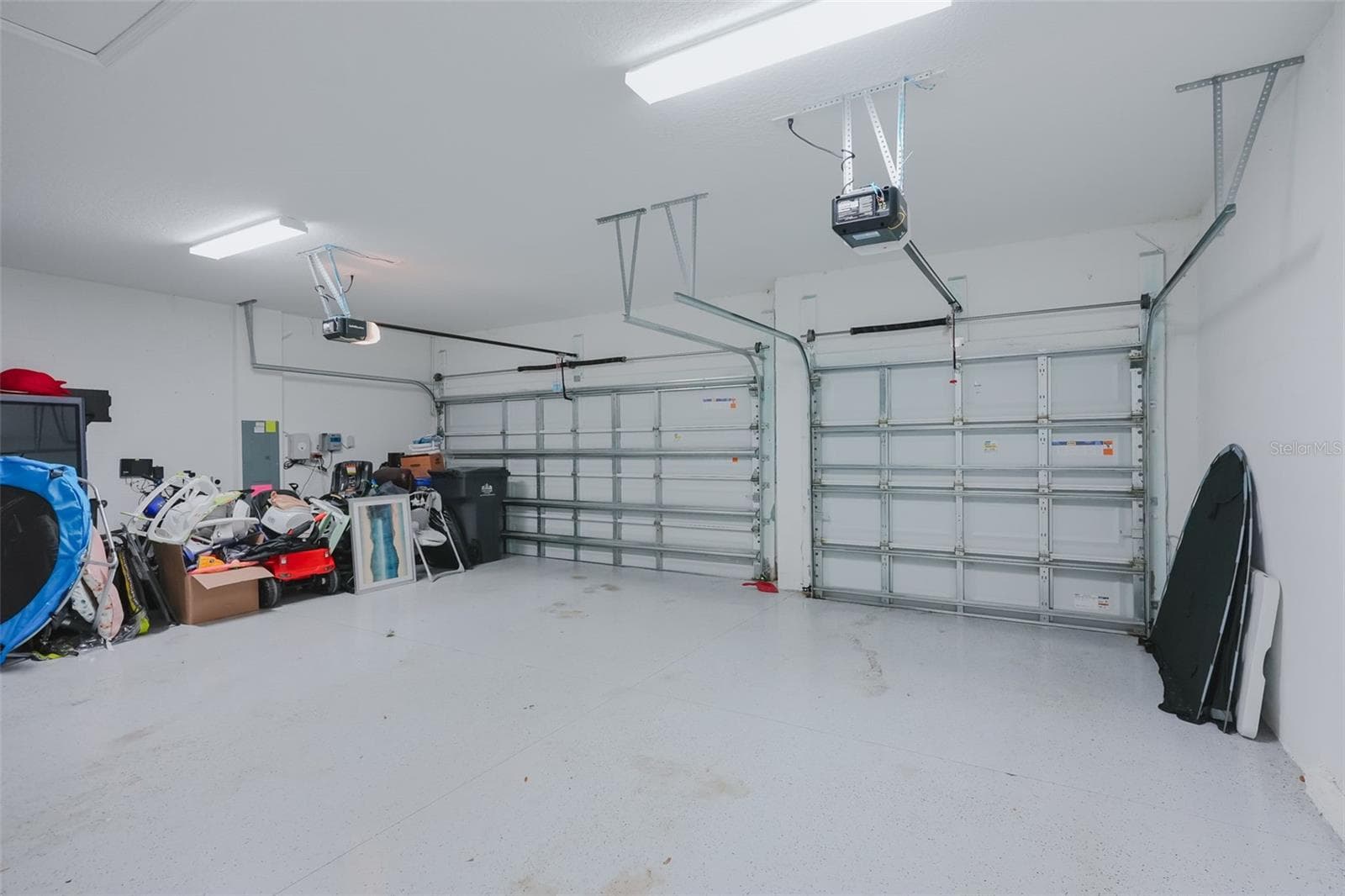 3 car garage - 12648 BERGSTROM BAY DR, RIVERVIEW