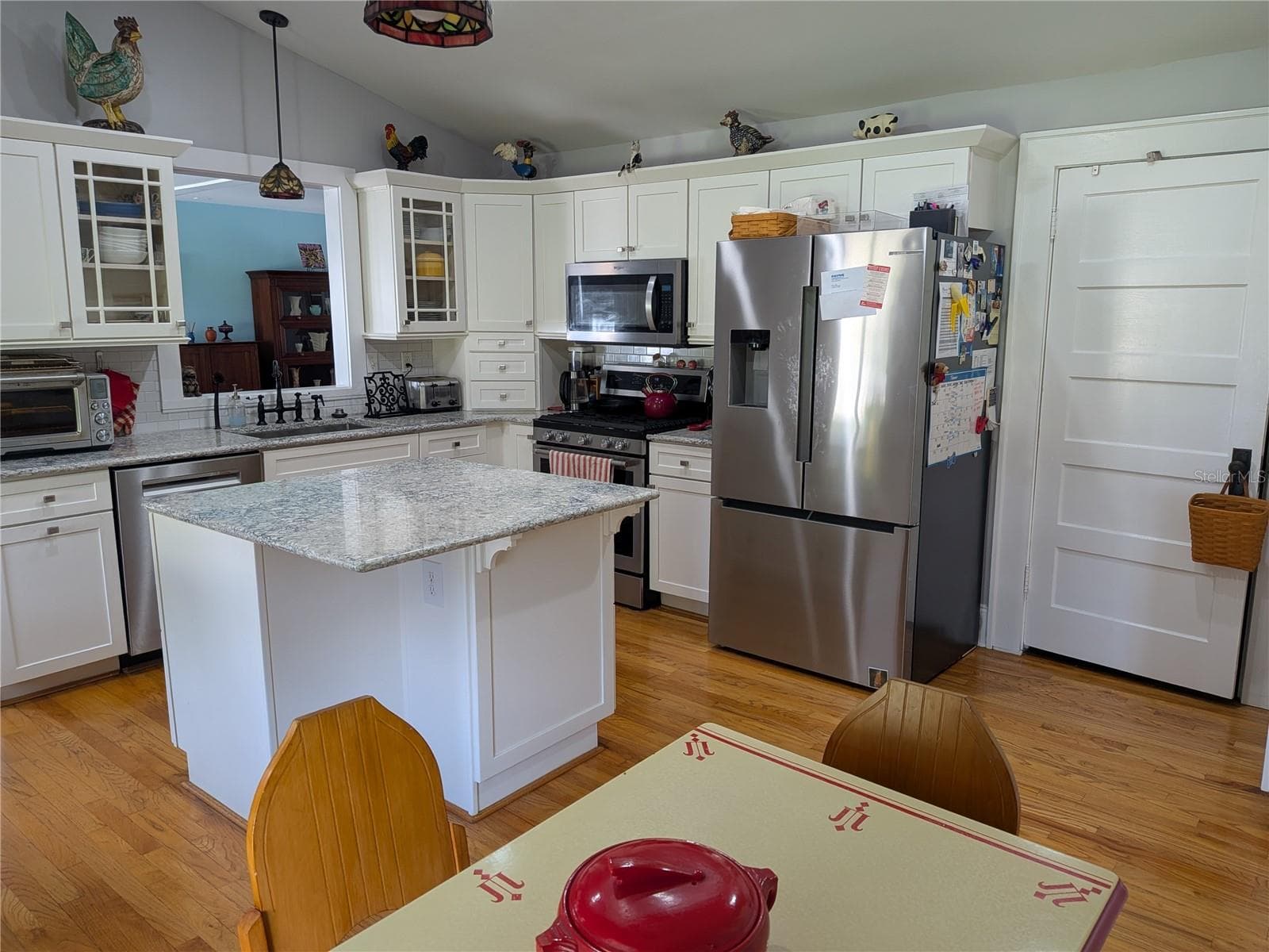 Single Family Residence at 410 E PARK ST, LAKELAND, photo 6 of 28