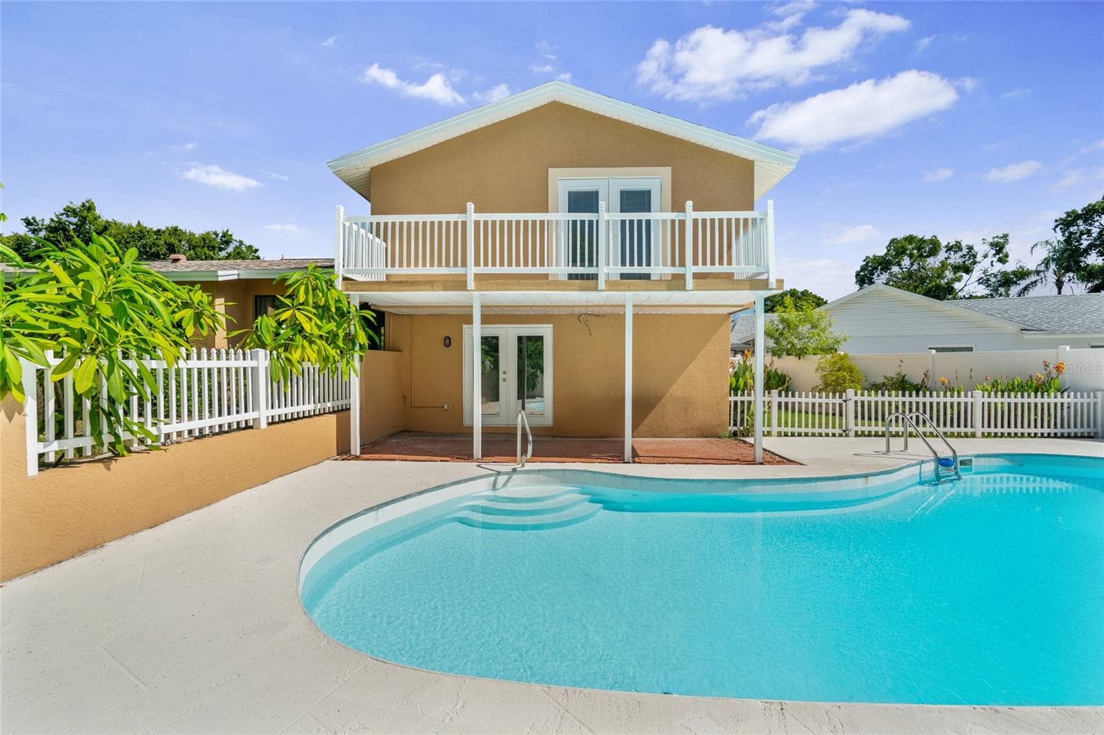 Single Family Residence at 7001 BAYWOOD CT, TAMPA, photo 34 of 37