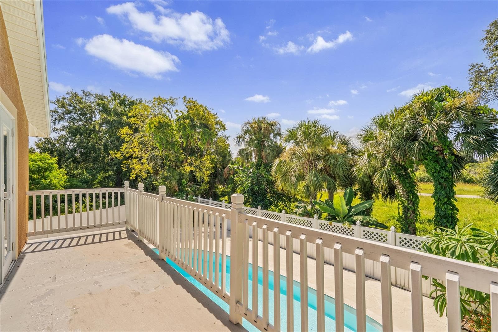 Single Family Residence at 7001 BAYWOOD CT, TAMPA, photo 36 of 37