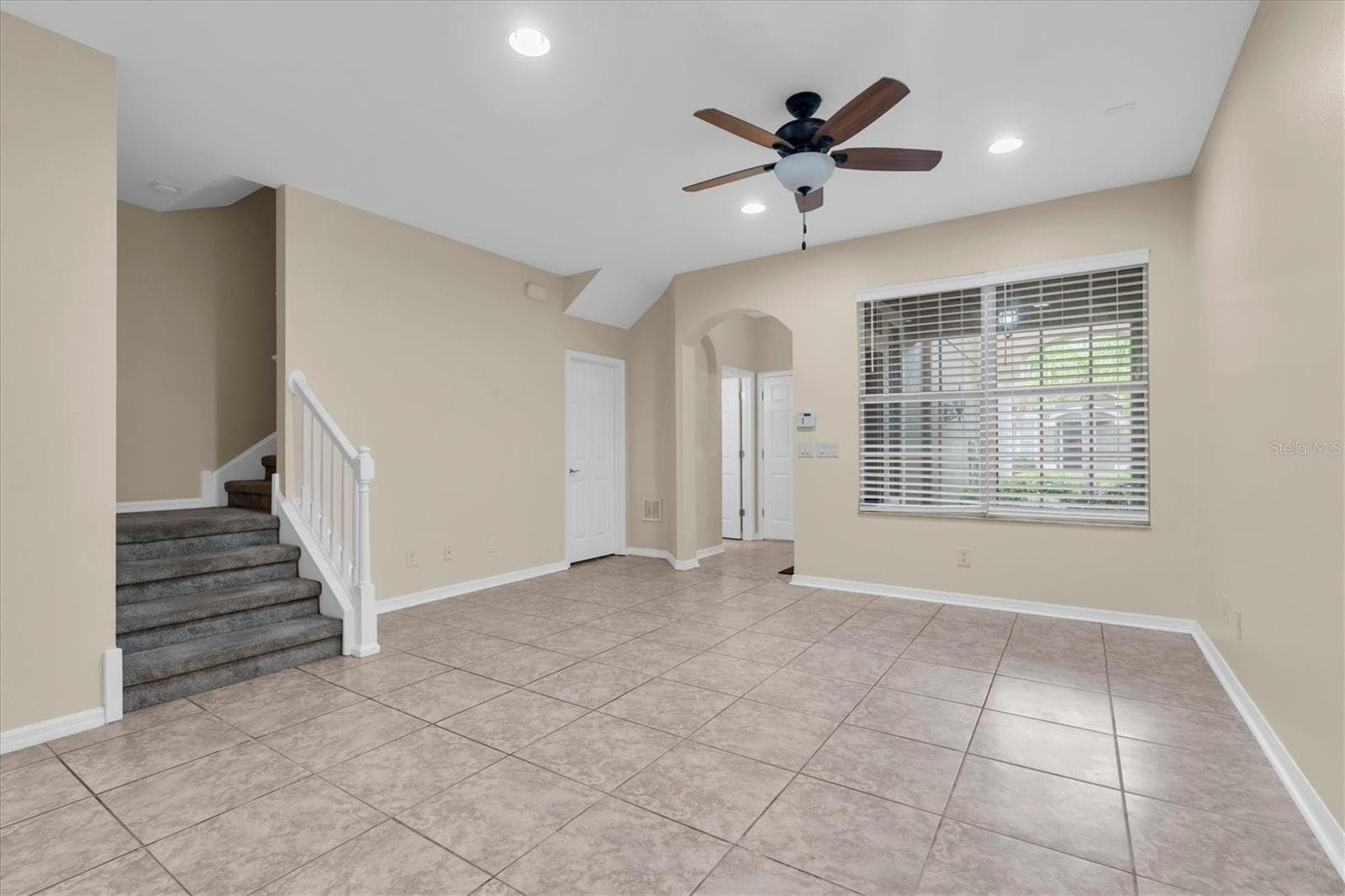 Townhouse at 12660 SILVERDALE ST, TAMPA, photo 10 of 48