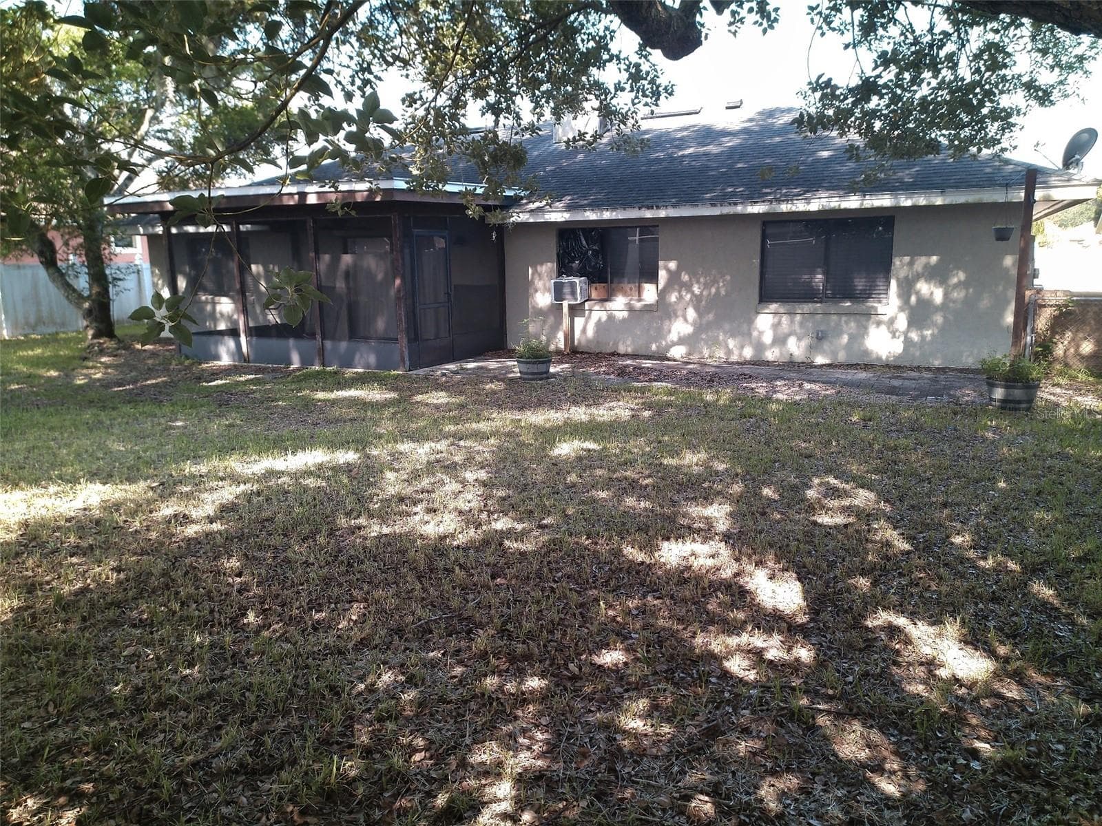 Single Family Residence at 2419 AMBERLY AVE, ORLANDO, photo 3 of 3