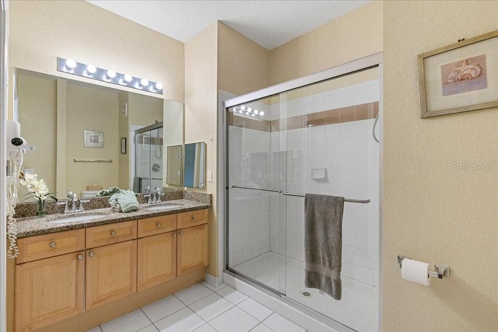 Condominium at 110 TERRACE RIDGE CIR #110, DAVENPORT, photo 16 of 36
