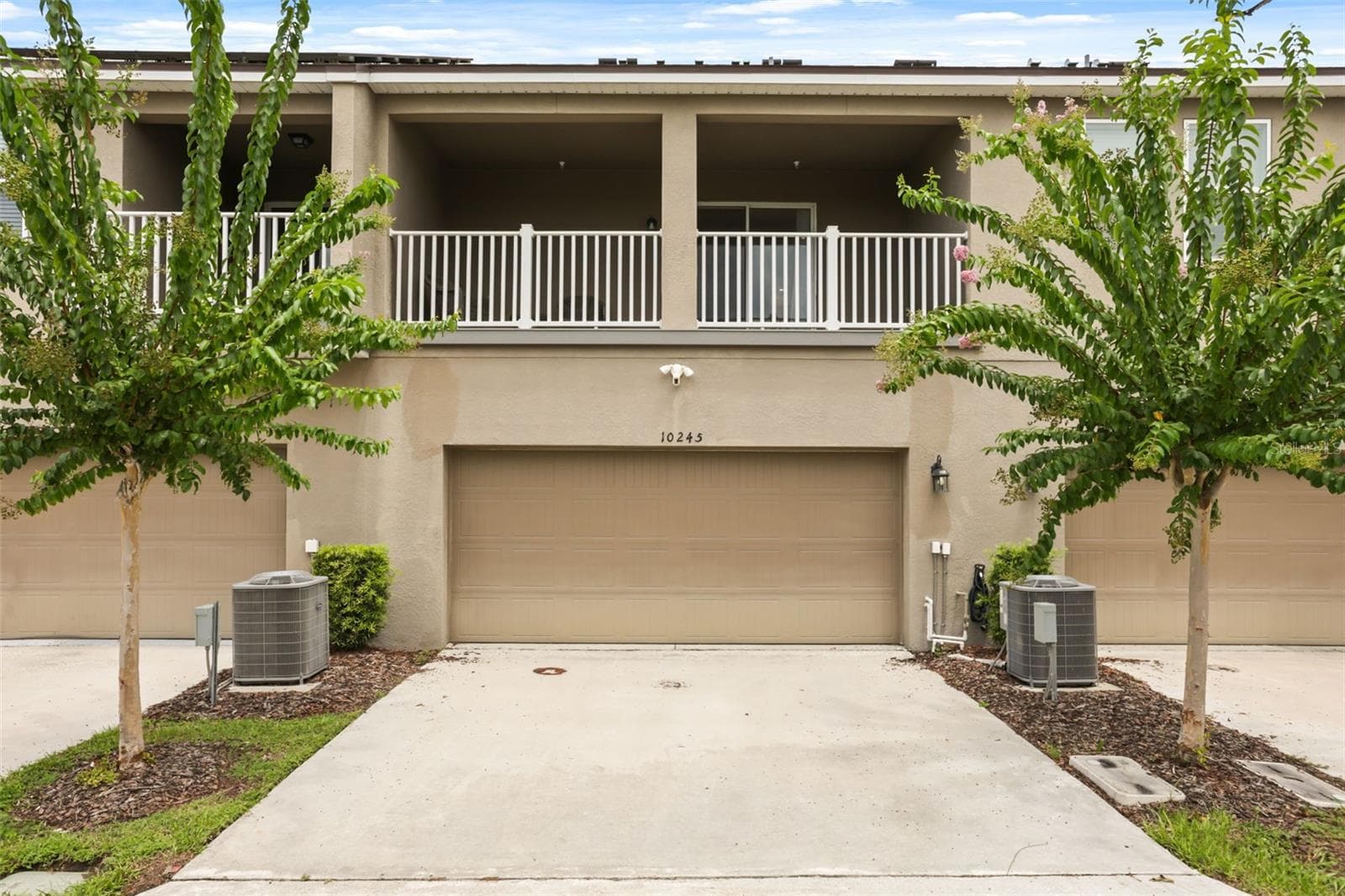 Two Car Garage with Very Large Balcony - 10245 HIGHLINE CREST ST, ORLANDO