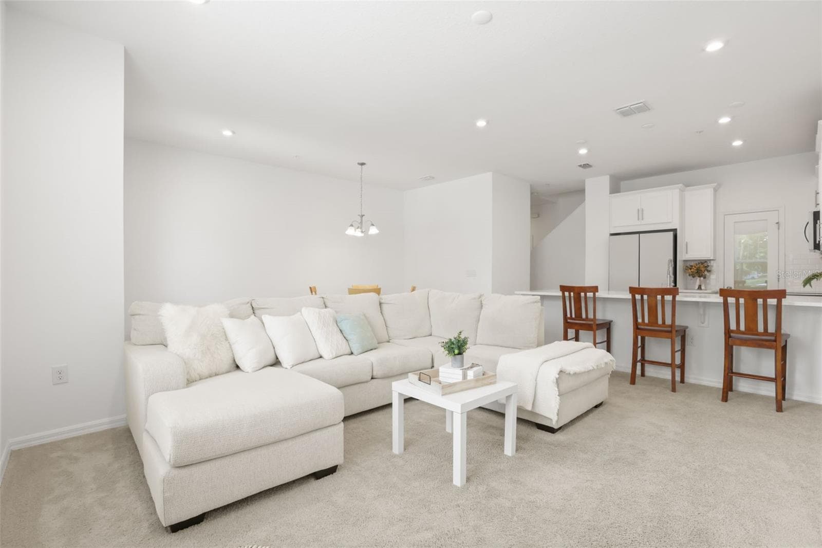 Living Room dining combo - 10245 HIGHLINE CREST ST, ORLANDO