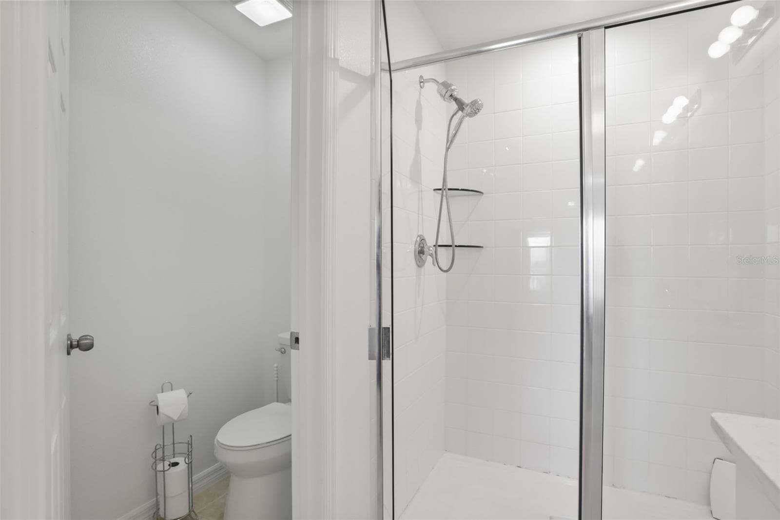 Ensuite Shower - 10245 HIGHLINE CREST ST, ORLANDO