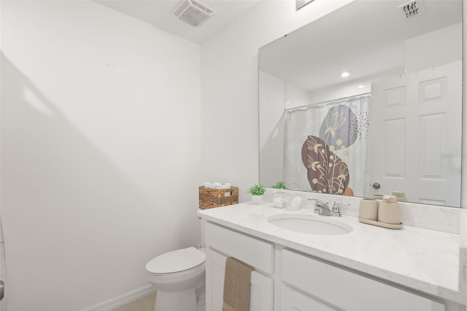 Bathroom 2 - 10245 HIGHLINE CREST ST, ORLANDO