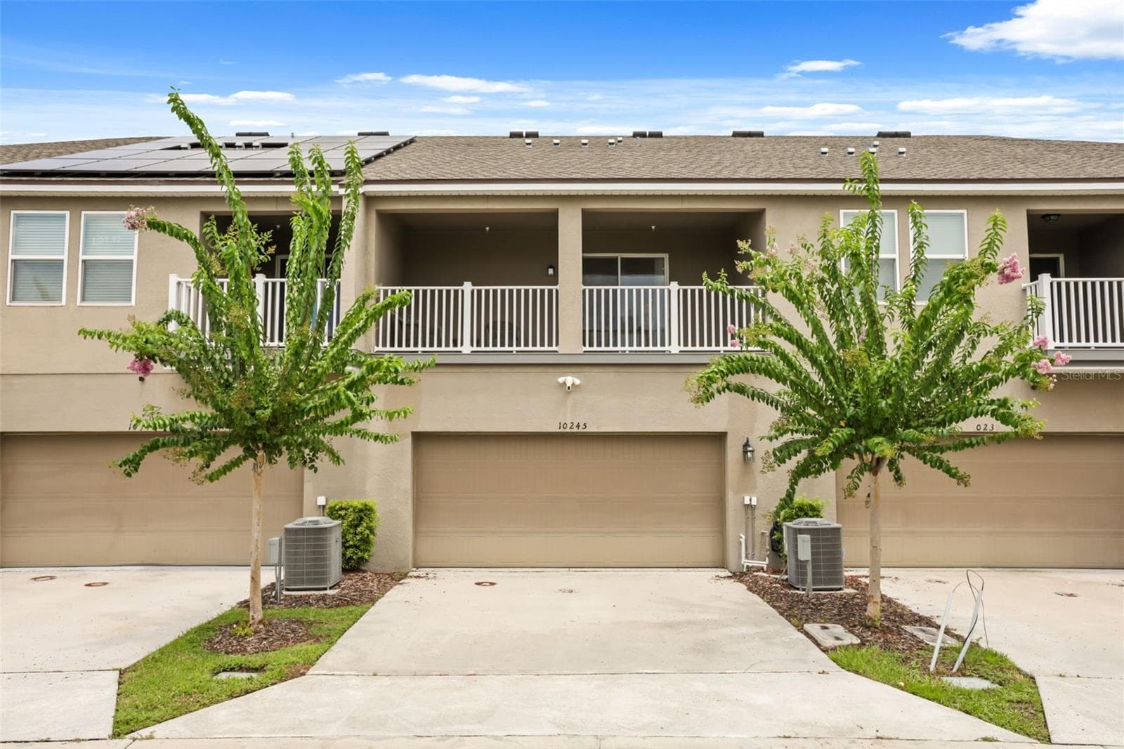 2 Car Garage - 10245 HIGHLINE CREST ST, ORLANDO
