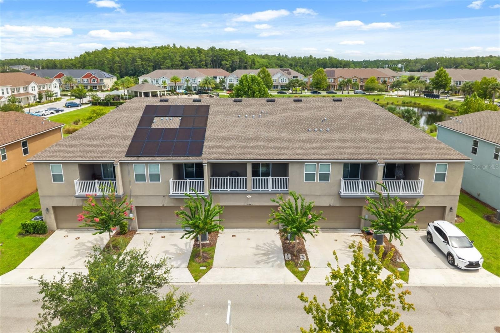 Largest Balcony in the Building! - 10245 HIGHLINE CREST ST, ORLANDO