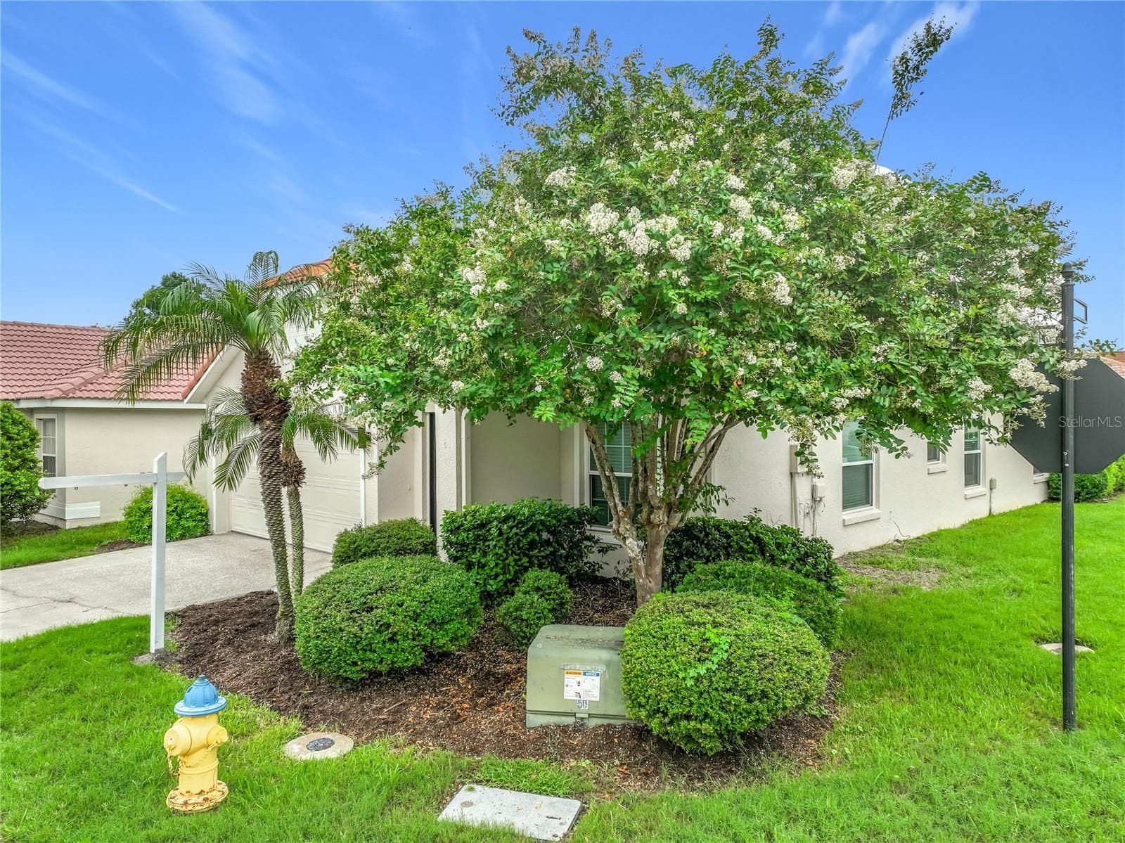 Single Family Residence at 998 WHITE SPRINGS LN, WINTER SPRINGS, photo 4 of 57