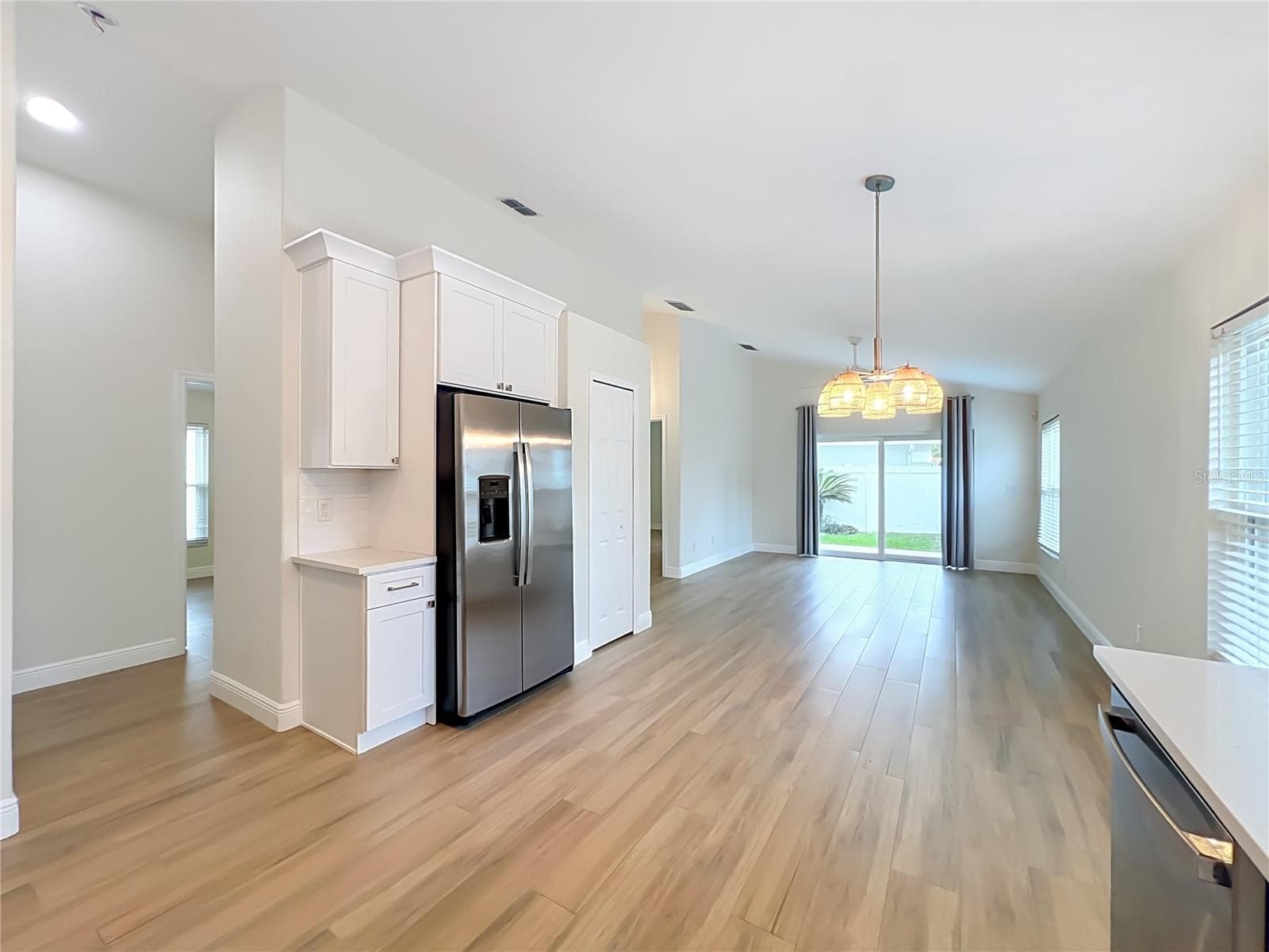 Single Family Residence at 998 WHITE SPRINGS LN, WINTER SPRINGS, photo 15 of 57
