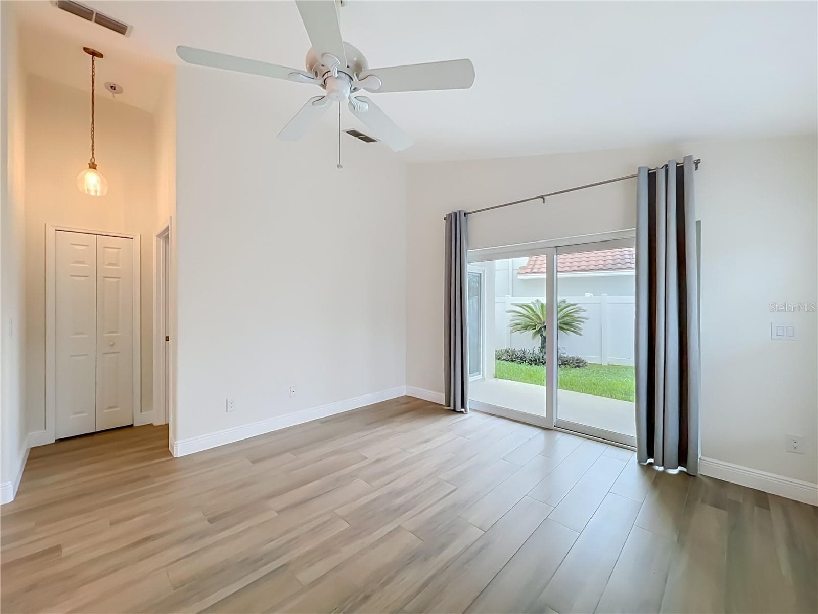Single Family Residence at 998 WHITE SPRINGS LN, WINTER SPRINGS, photo 21 of 57